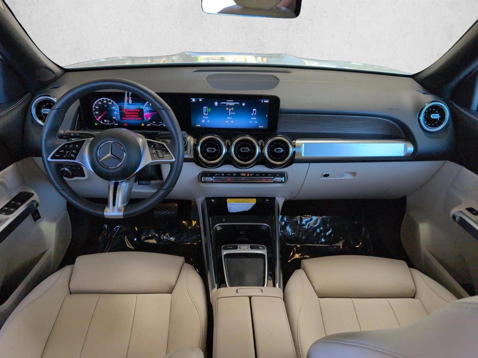 Thumbnail: 2026 Mercedes-Benz GLB - 4