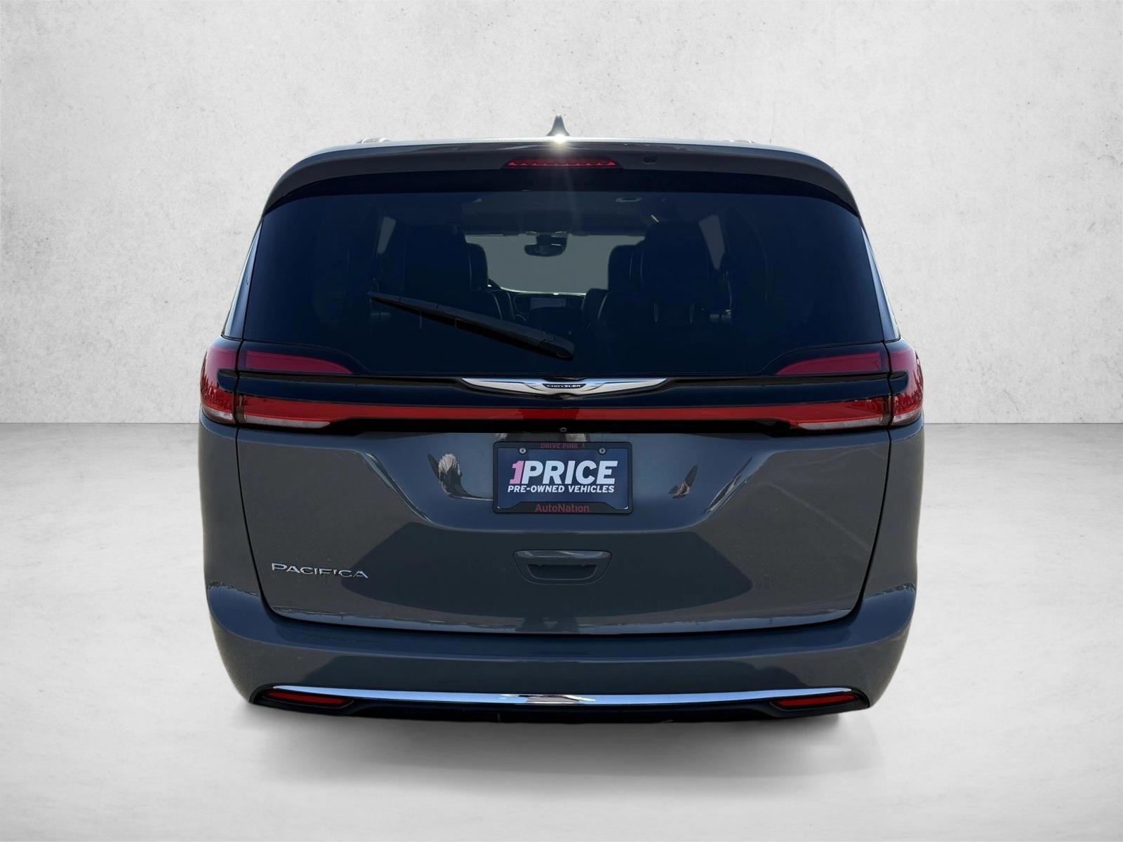 2022 Chrysler Pacifica Touring L - Photo 6