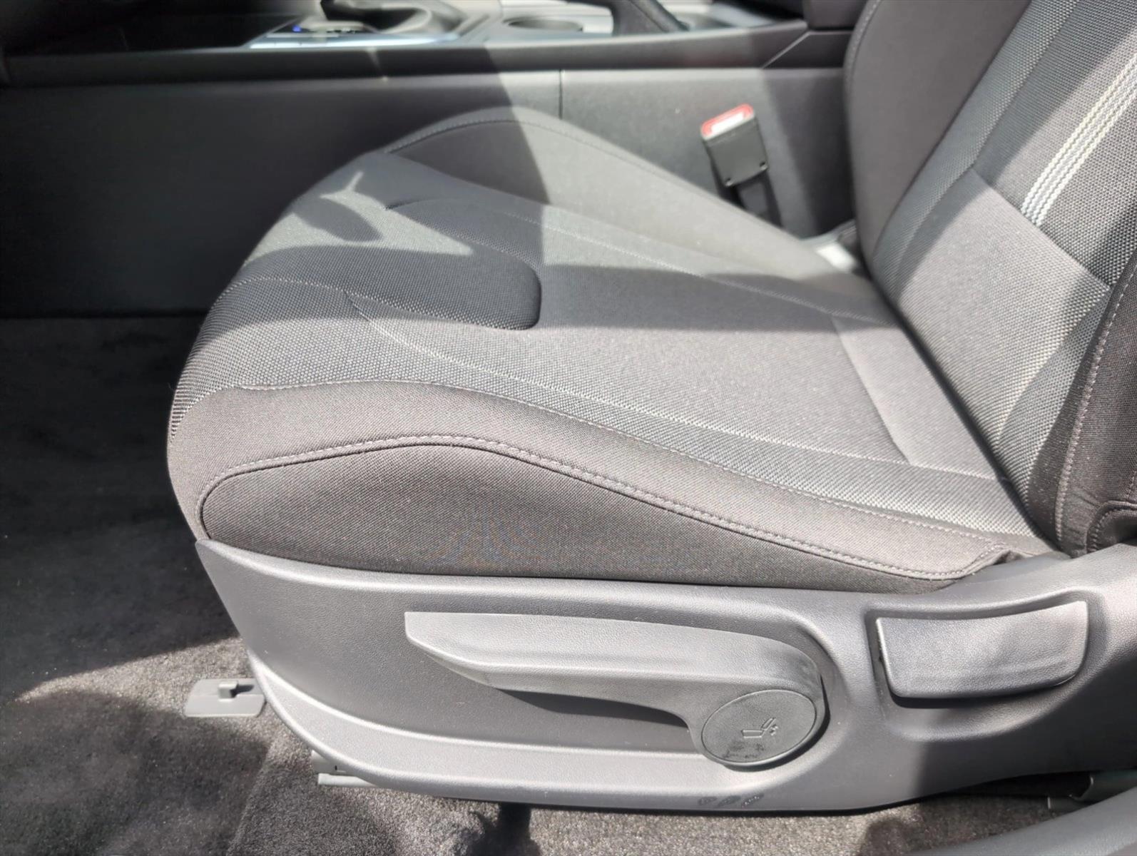 Thumbnail: 2026 Hyundai Elantra - 5
