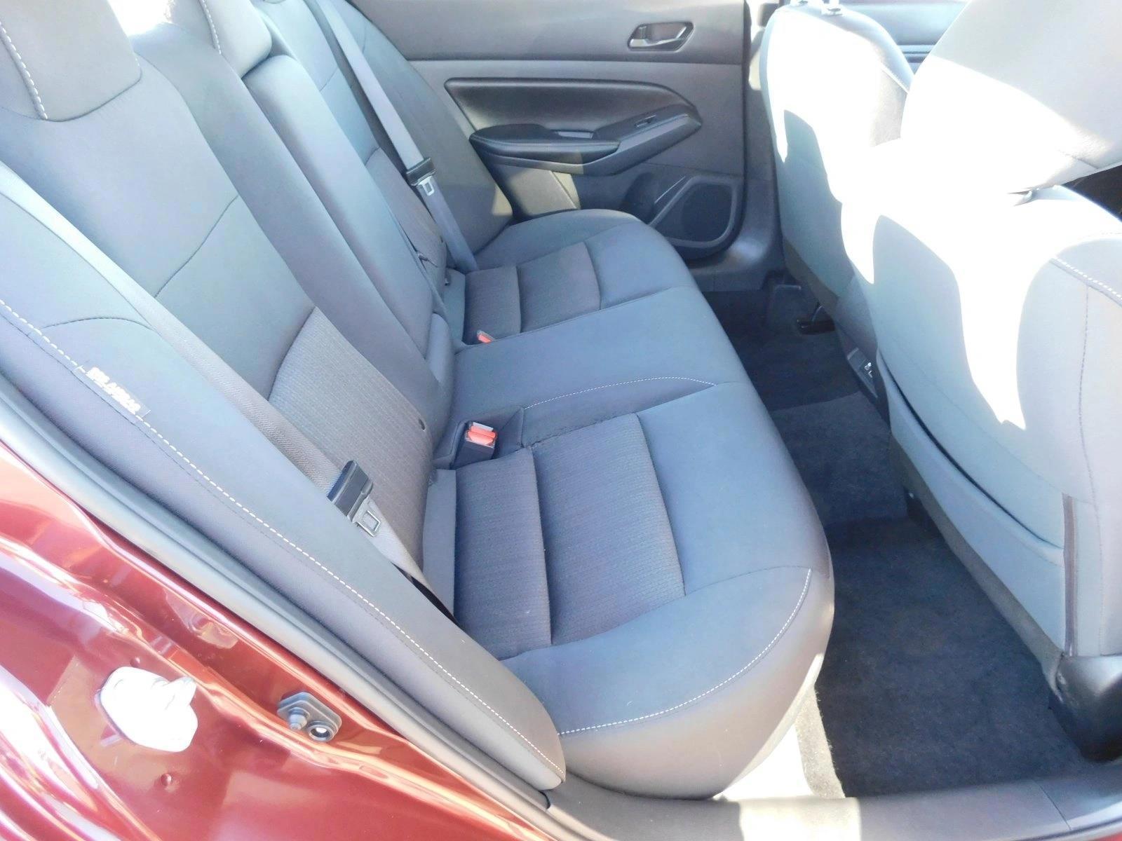 2025 Nissan Altima SV - Photo 25