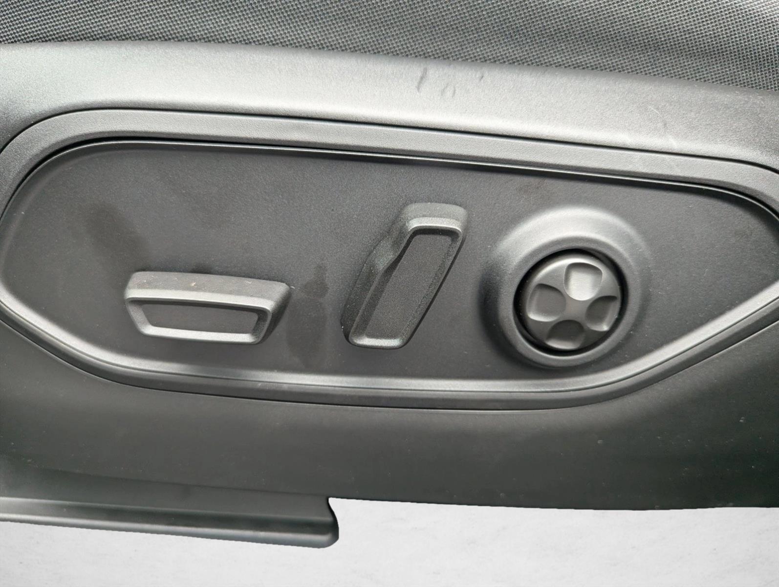 Thumbnail: 2026 Jeep Grand Cherokee - 4