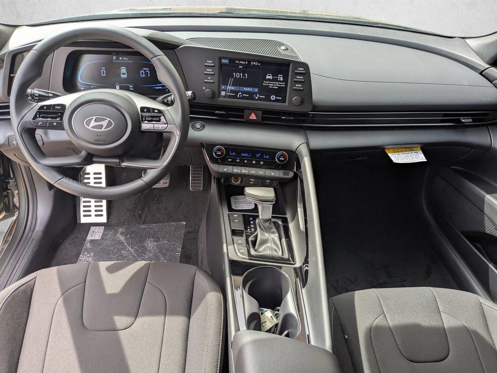 Thumbnail: 2026 Hyundai Elantra - 3