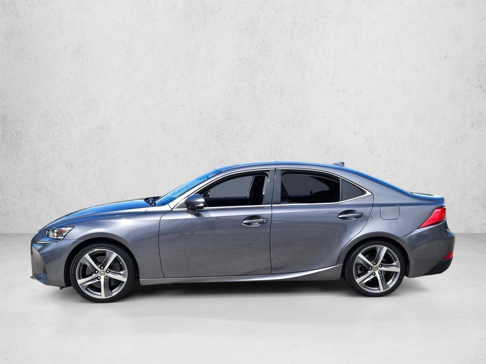 Thumbnail: 2019 Lexus IS - 2