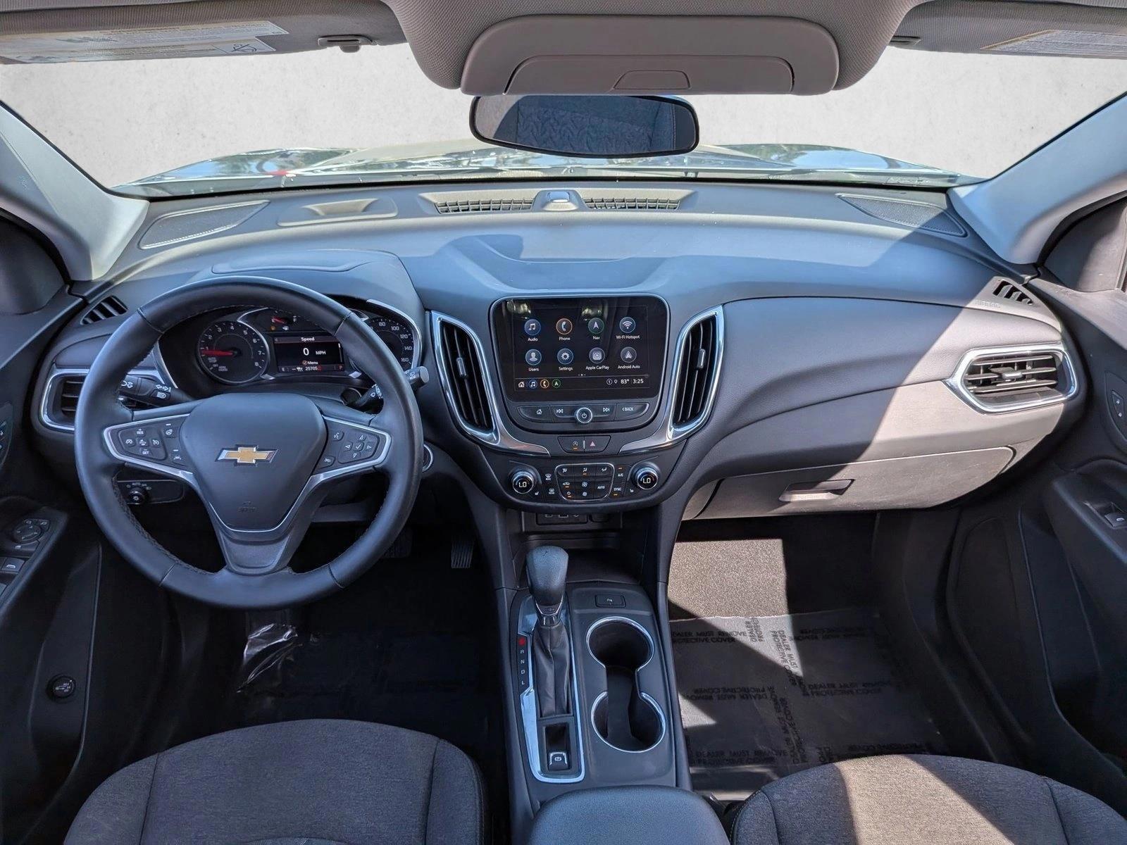 Thumbnail: 2023 Chevrolet Equinox - 4