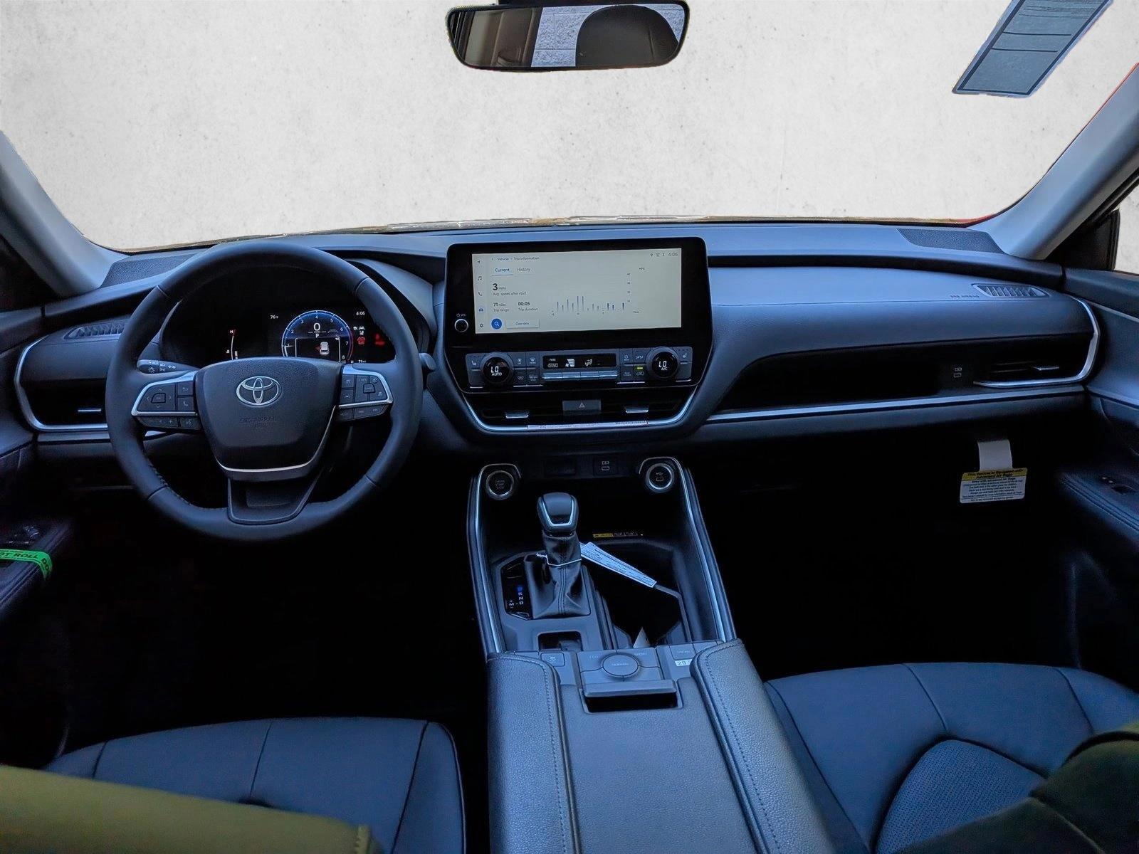 Thumbnail: 2026 Toyota Grand Highlander - 3