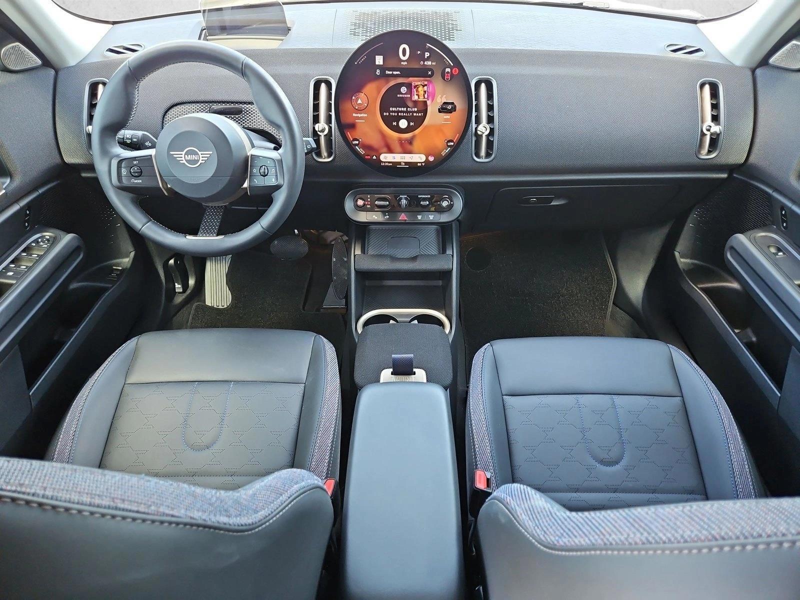 Thumbnail: 2025 MINI Cooper Countryman - 3