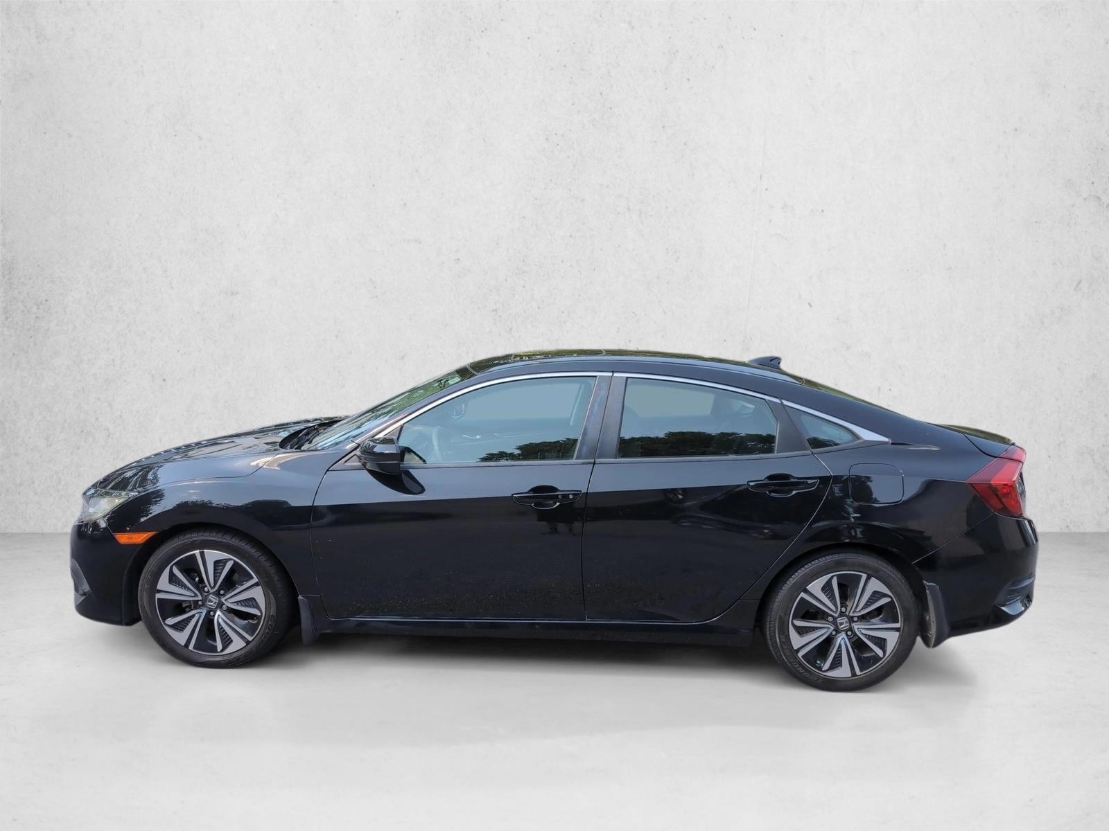 Thumbnail: 2017 Honda Civic - 2