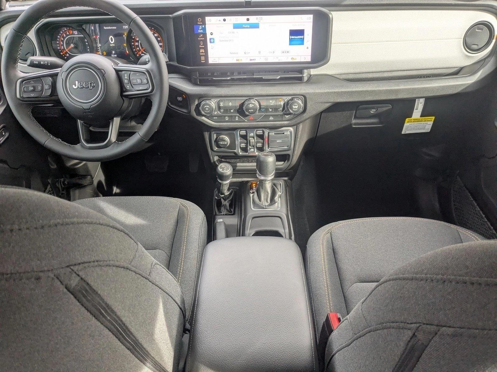 Thumbnail: 2026 Jeep Gladiator - 3
