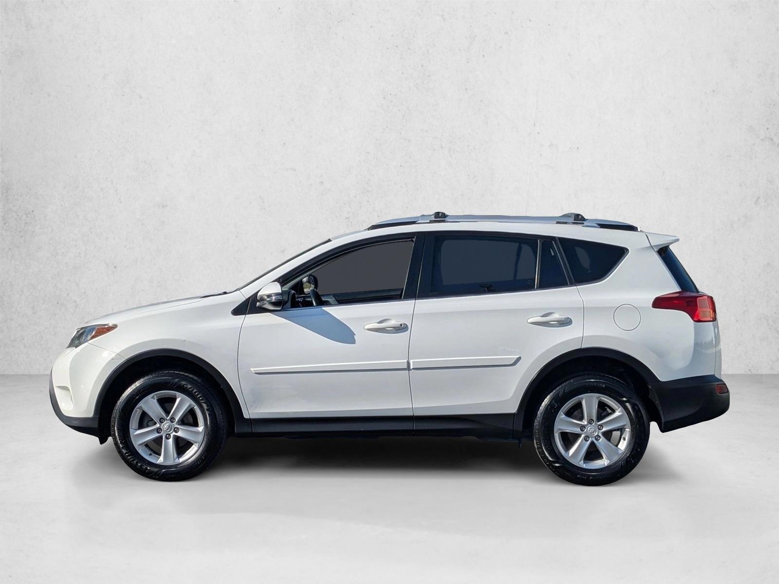 Thumbnail: 2014 Toyota RAV4 - 2