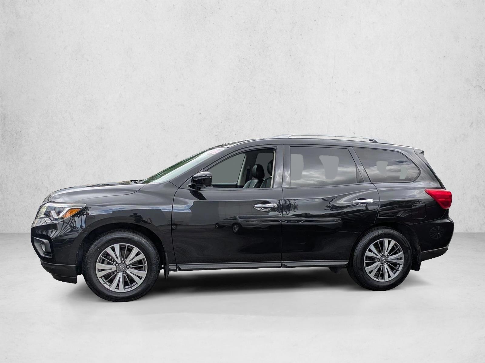 Thumbnail: 2020 Nissan Pathfinder - 2