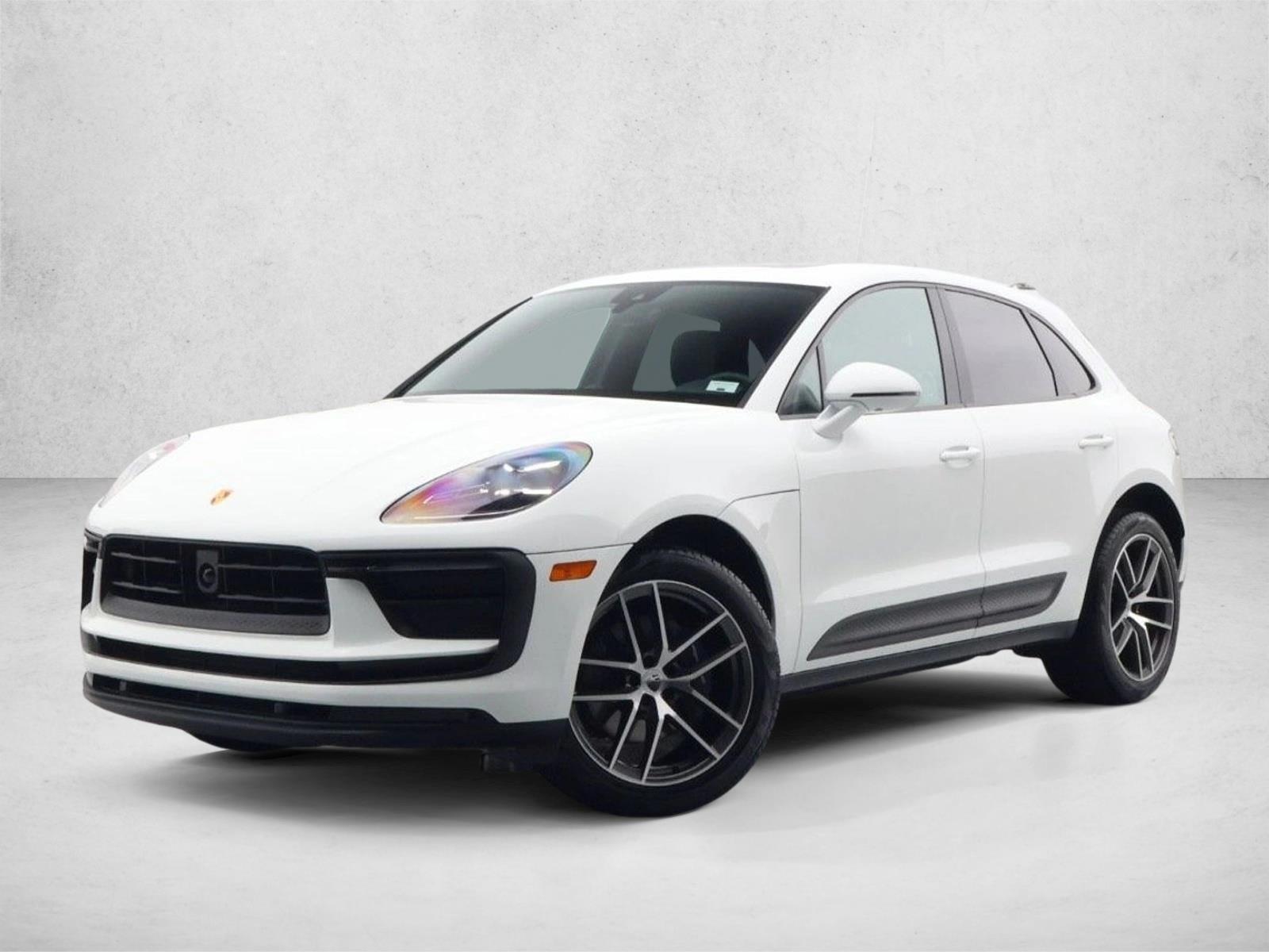 Thumbnail: 2025 Porsche Macan - 1