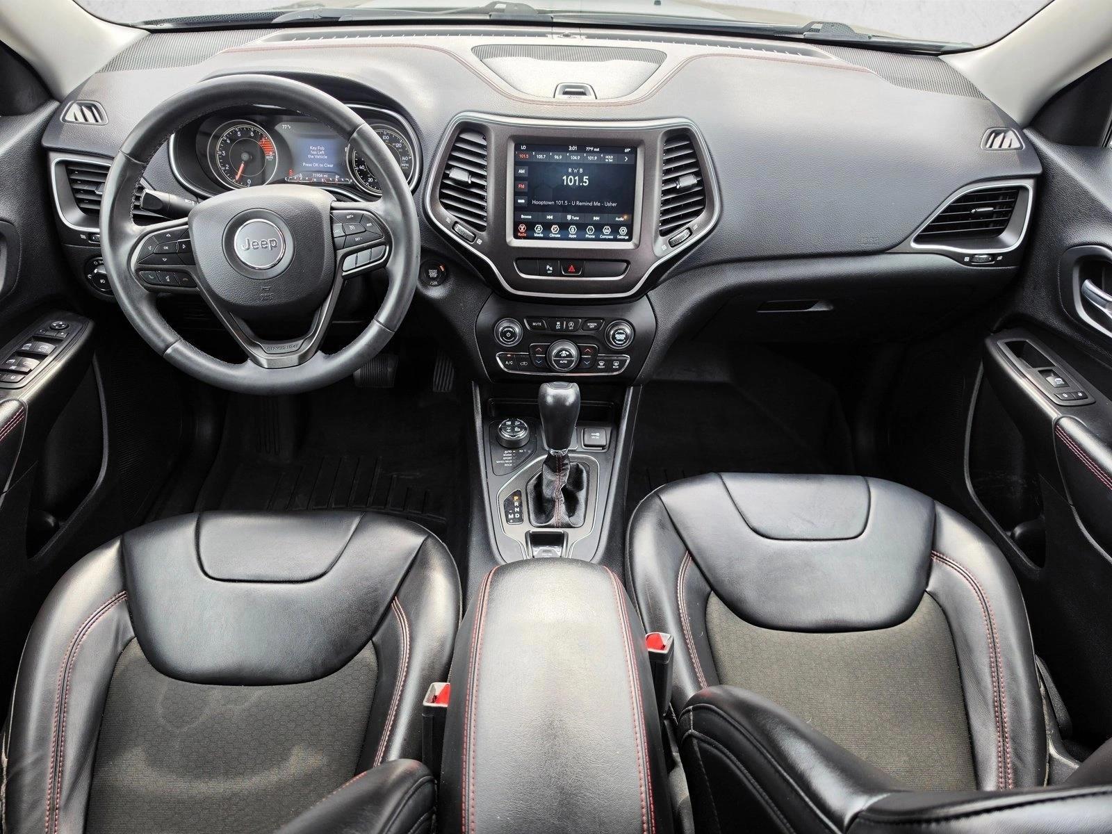 Thumbnail: 2020 Jeep Cherokee - 3