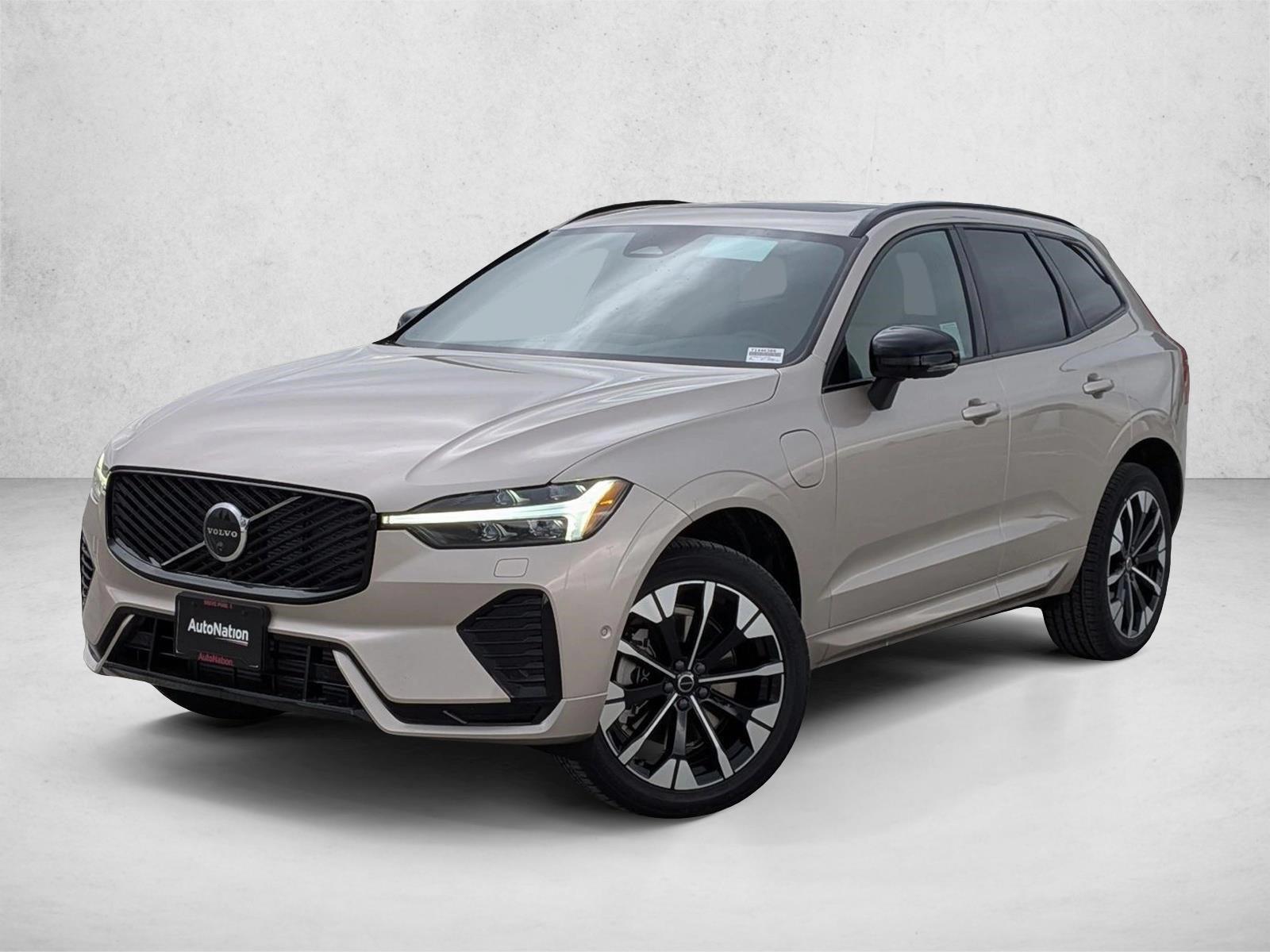 Thumbnail: 2026 Volvo XC60 - 1