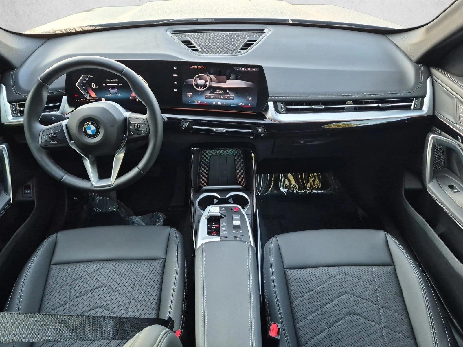 Thumbnail: 2026 BMW X1 - 4