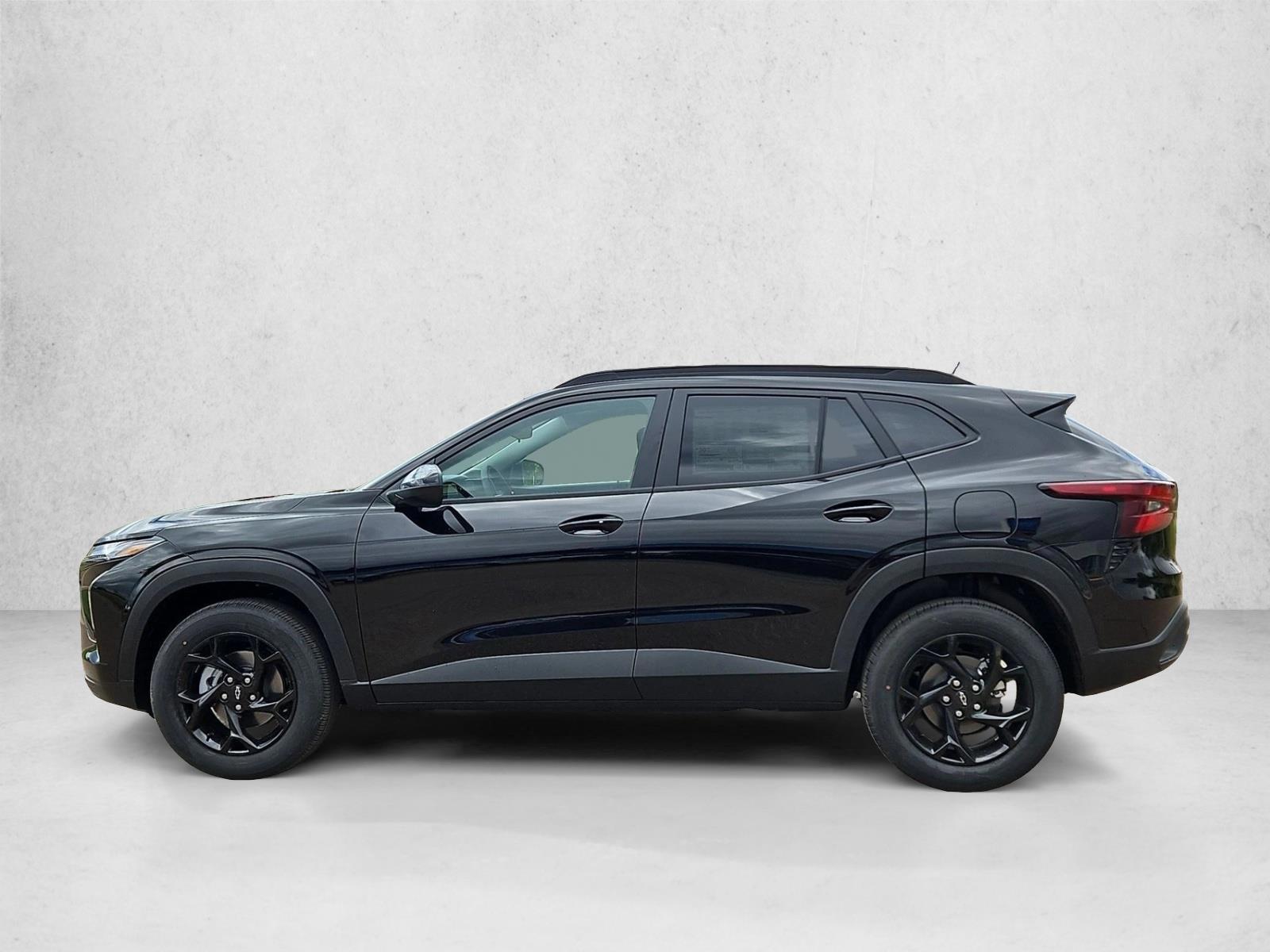 Thumbnail: 2026 Chevrolet Trax - 2