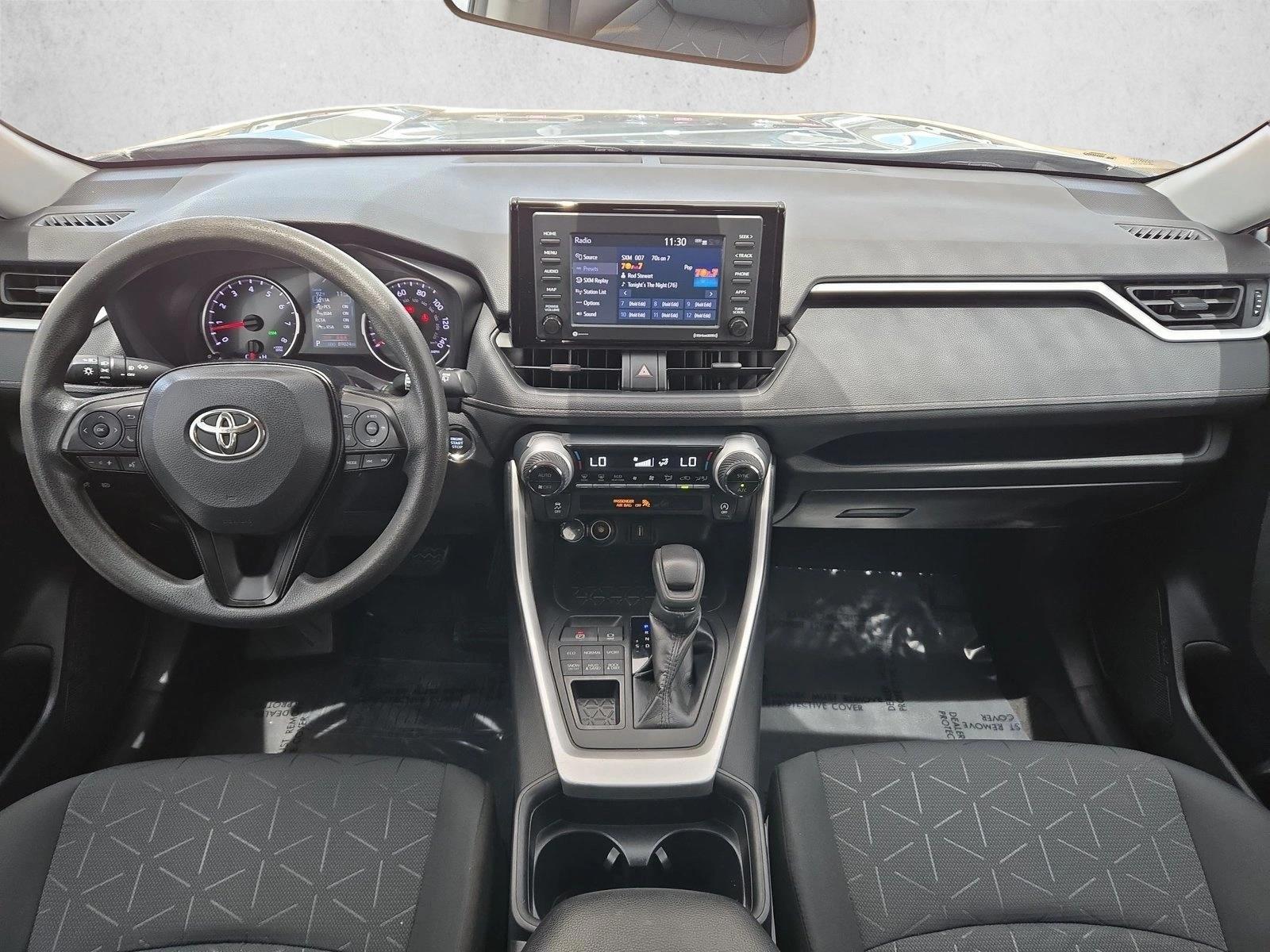 Thumbnail: 2021 Toyota RAV4 - 4