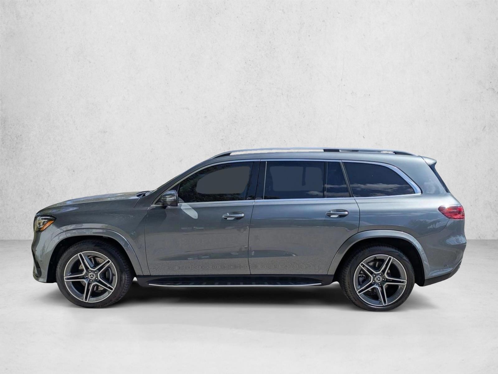 Thumbnail: 2026 Mercedes-Benz GLS - 2