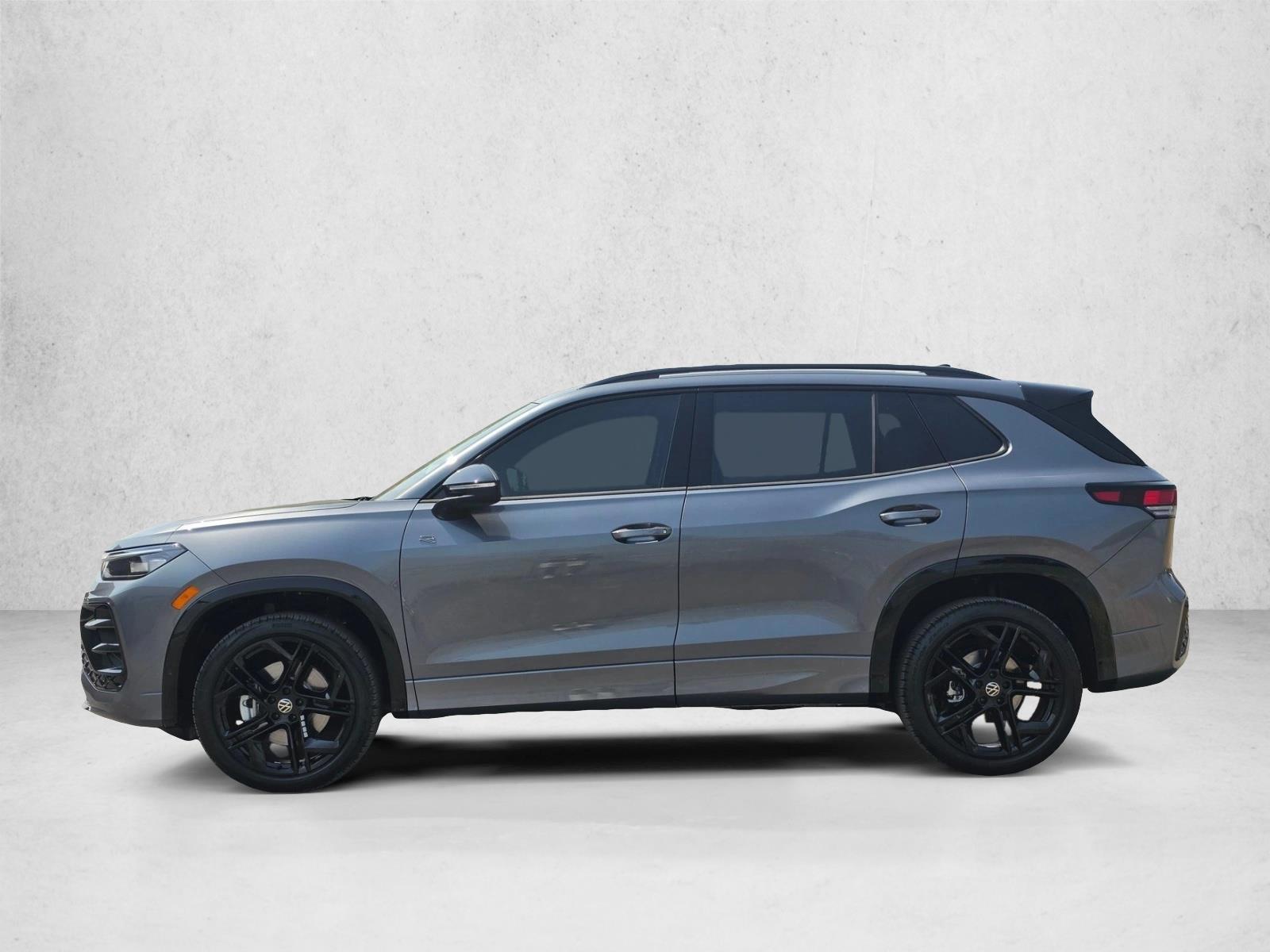 Thumbnail: 2026 Volkswagen Tiguan - 2