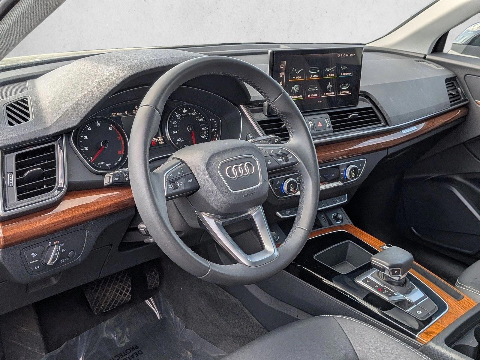 Thumbnail: 2023 Audi Q5 - 3