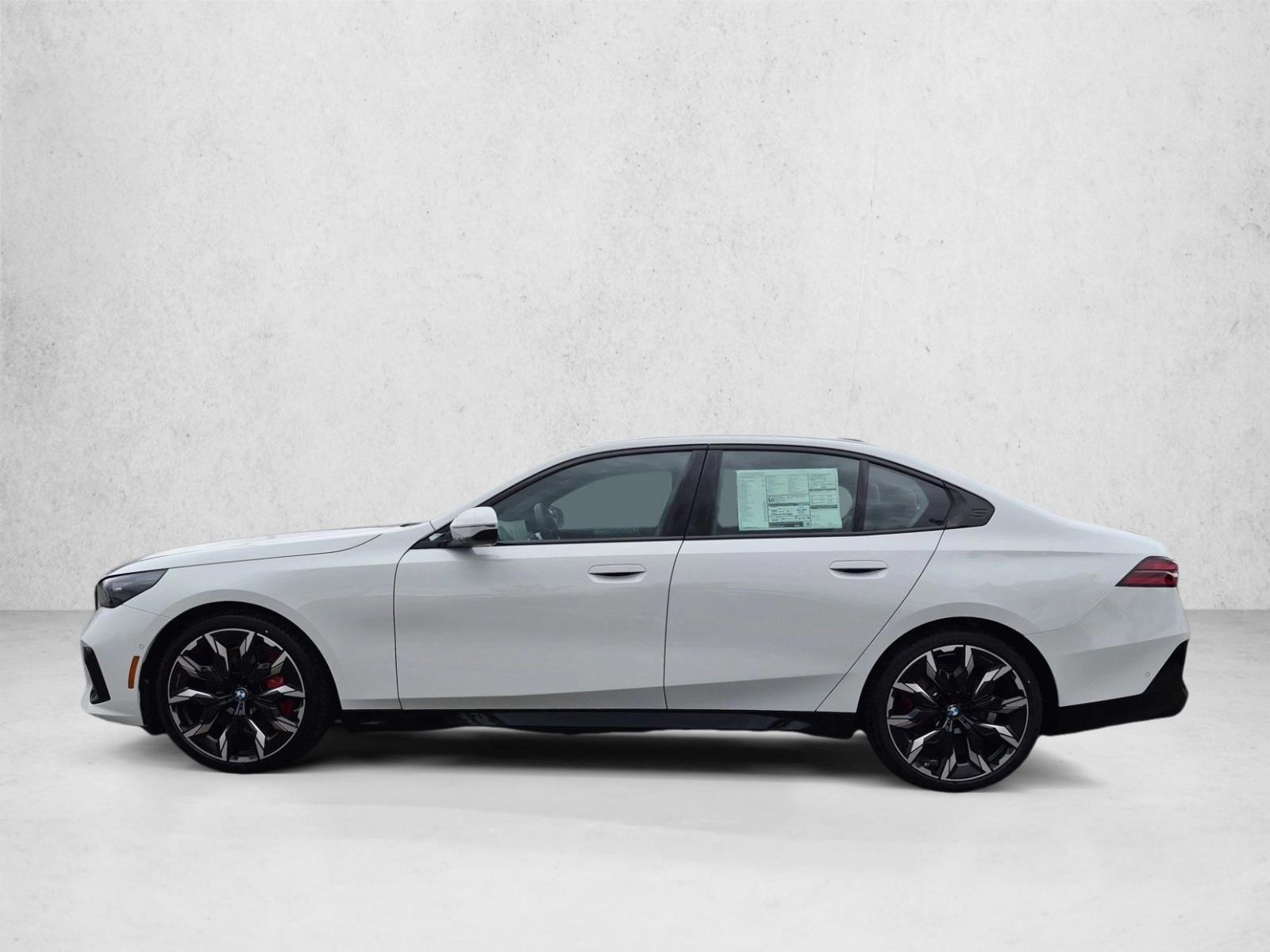 Thumbnail: 2027 BMW i5 - 2