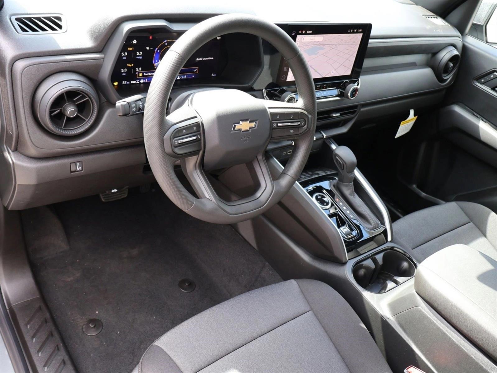 Thumbnail: 2026 Chevrolet Colorado - 3