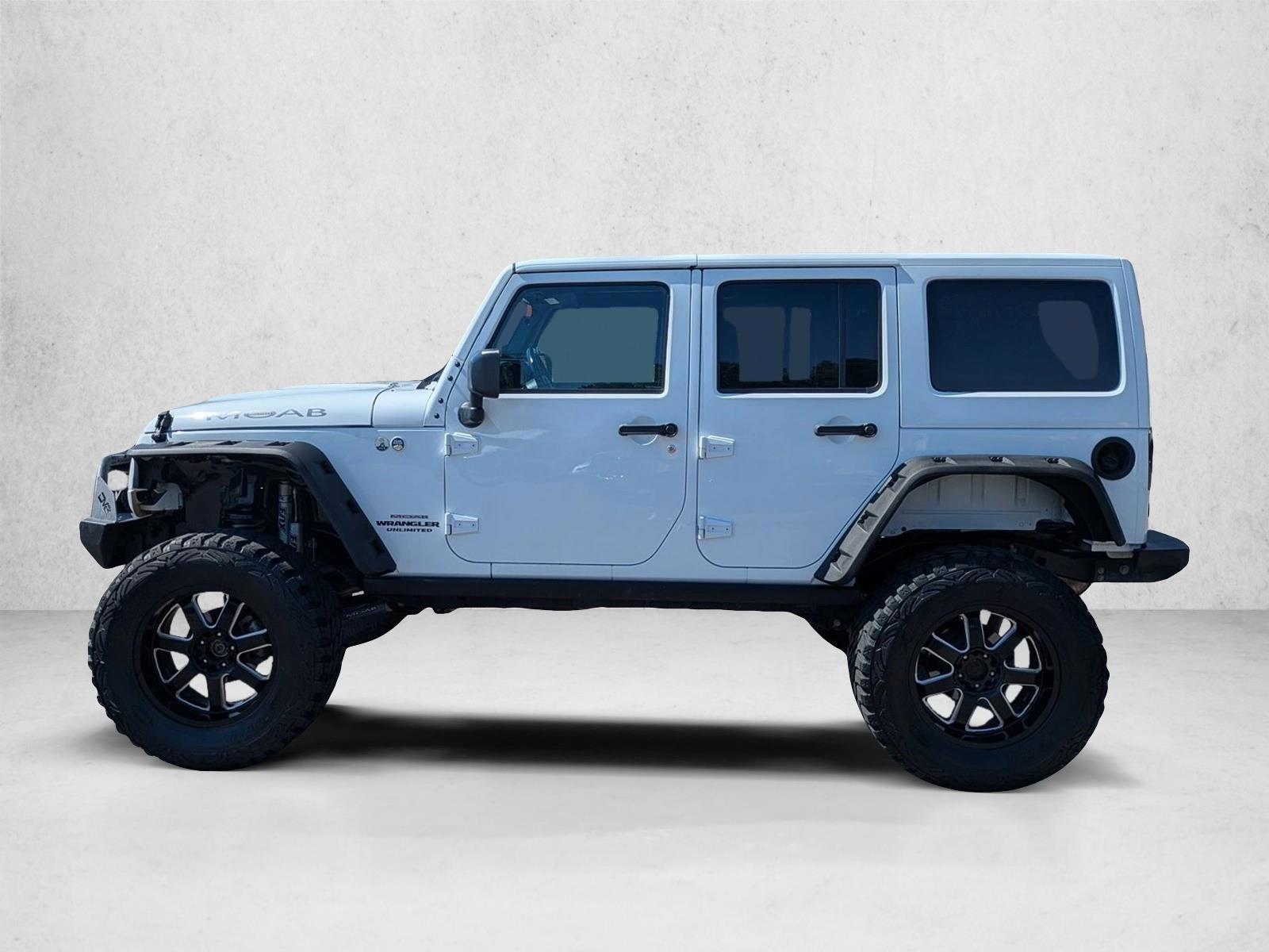 Thumbnail: 2017 Jeep Wrangler - 2