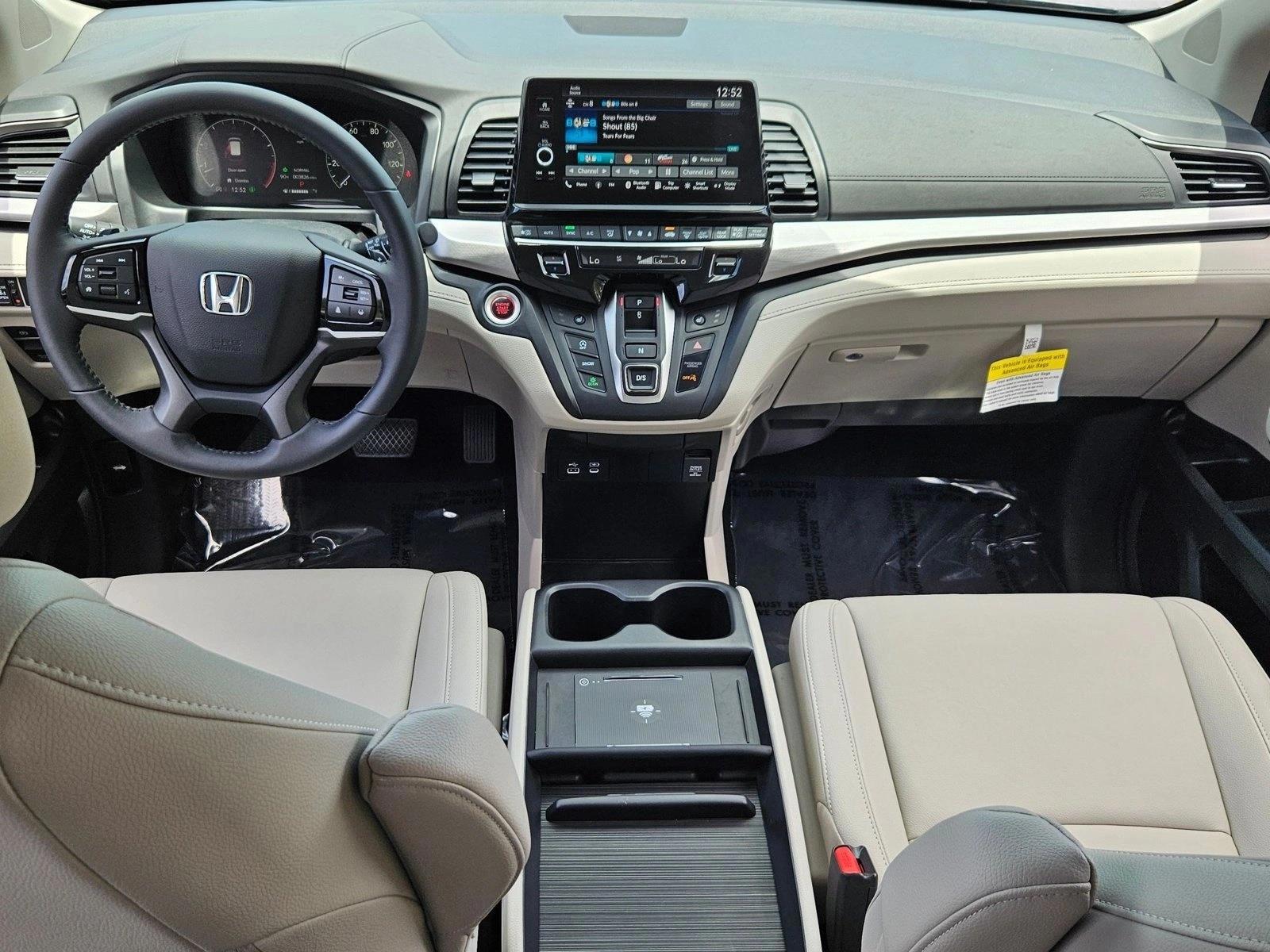 Thumbnail: 2026 Honda Odyssey - 3