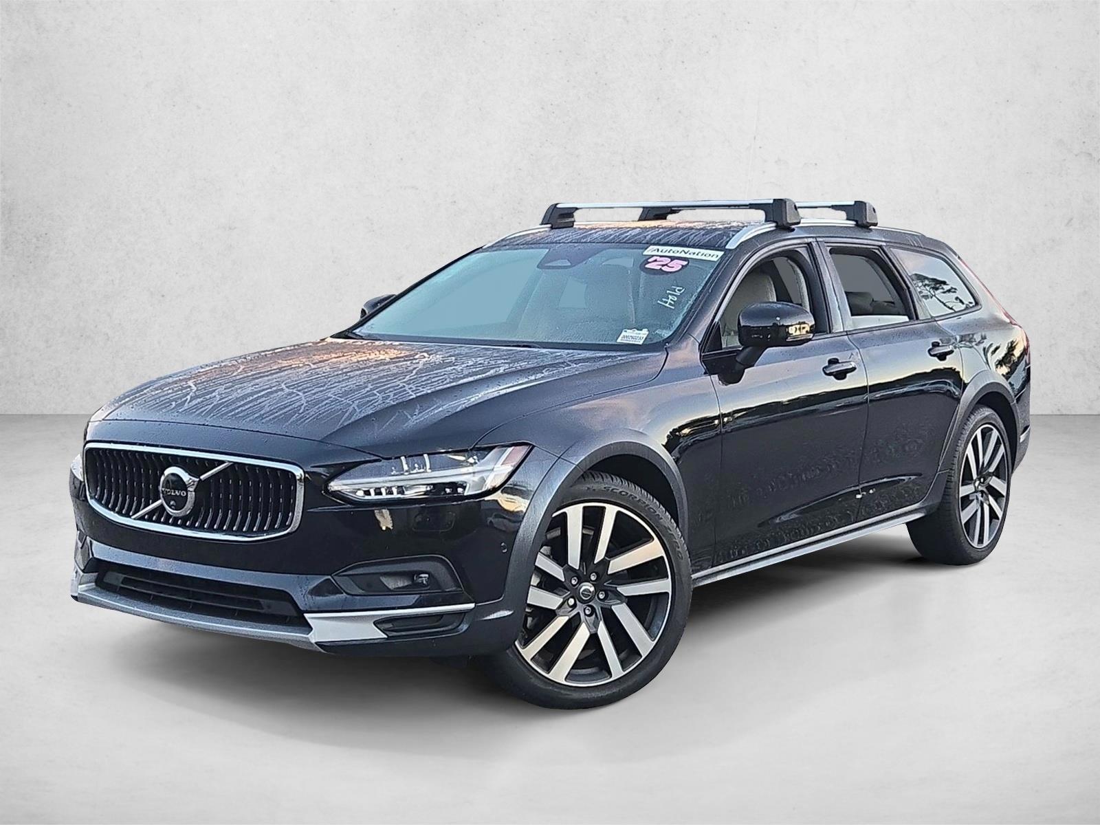 Thumbnail: 2025 Volvo S90 - 1