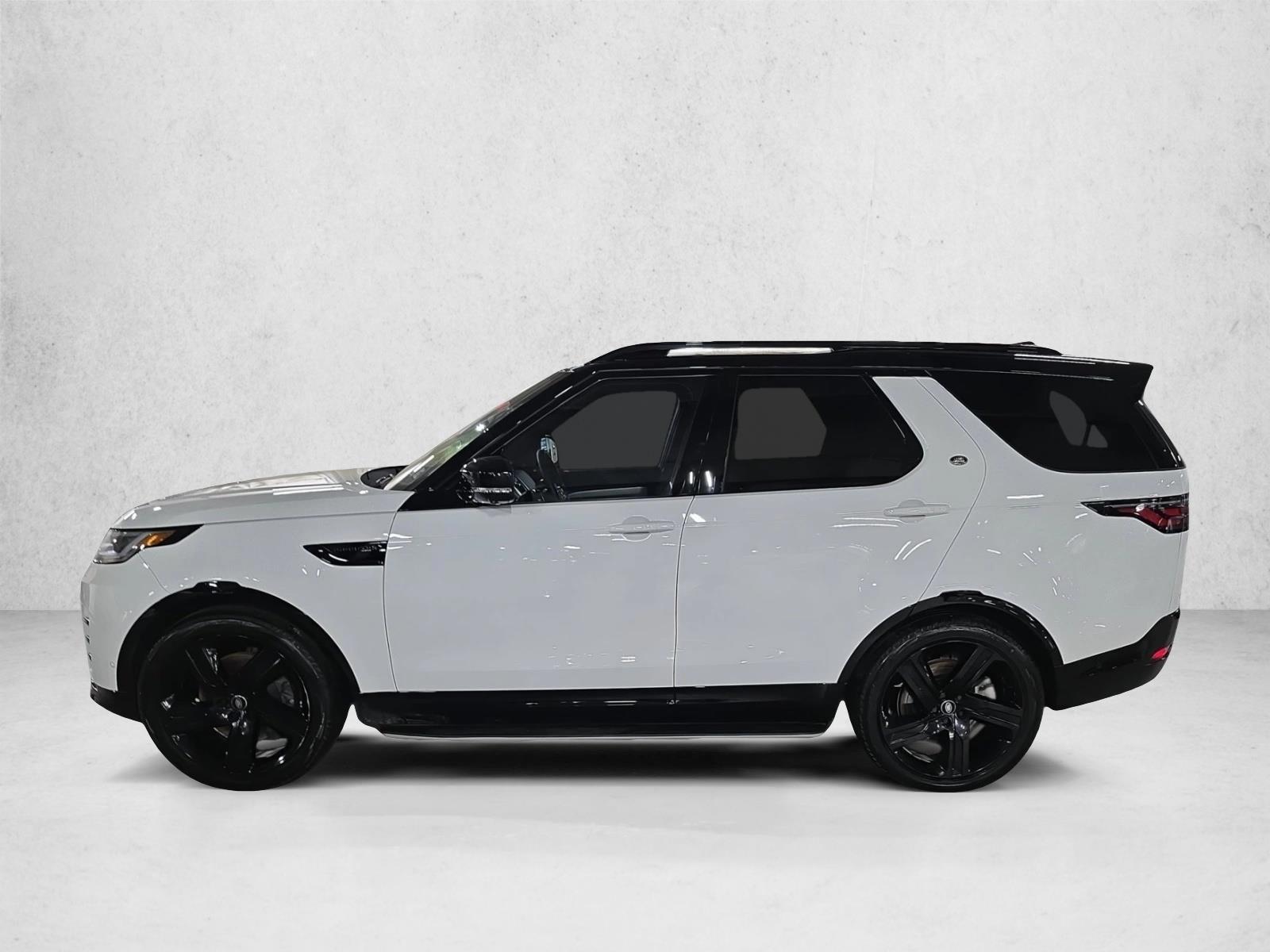 Thumbnail: 2025 Land Rover Discovery - 2