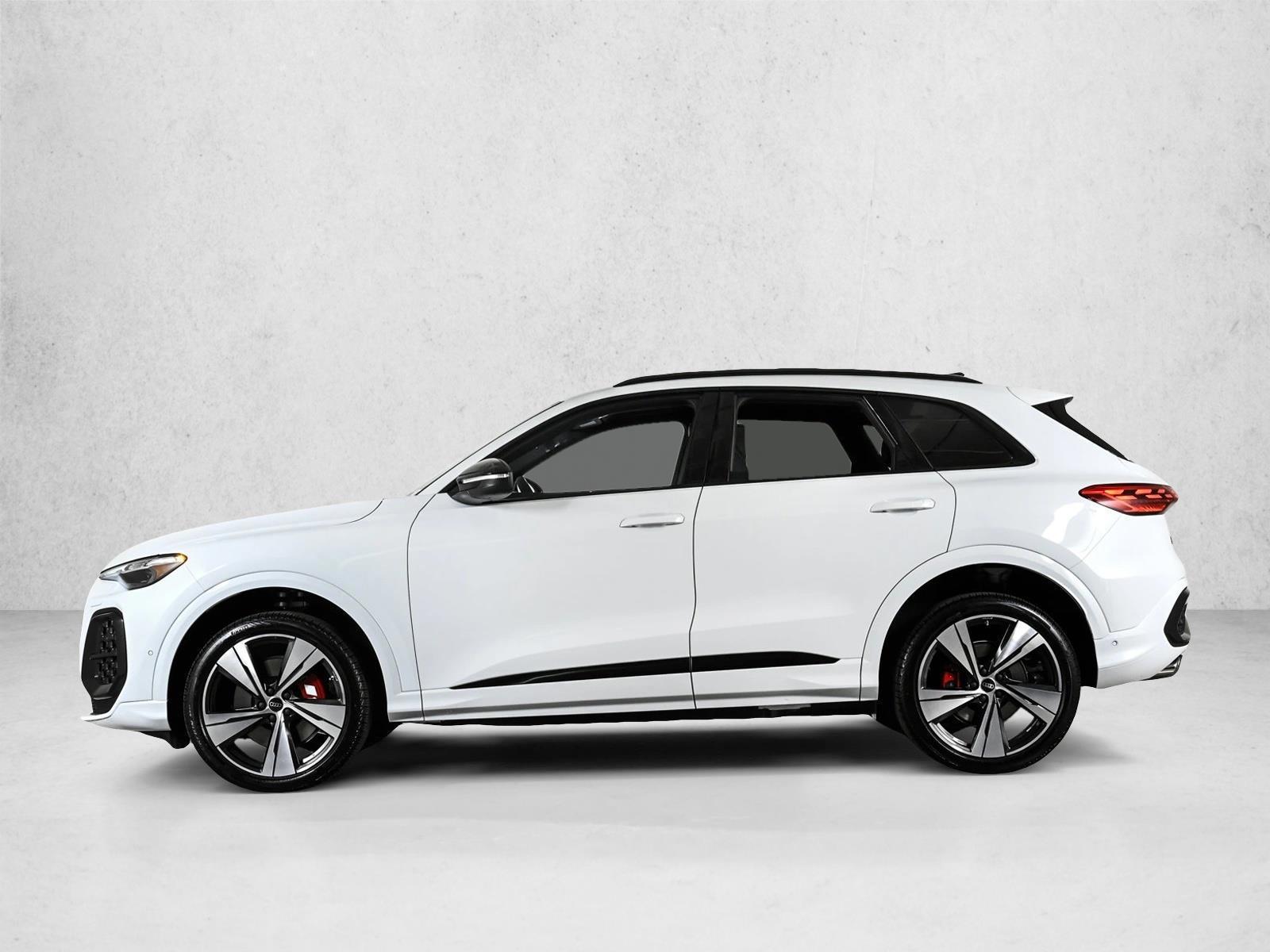 Thumbnail: 2026 Audi SQ5 - 2