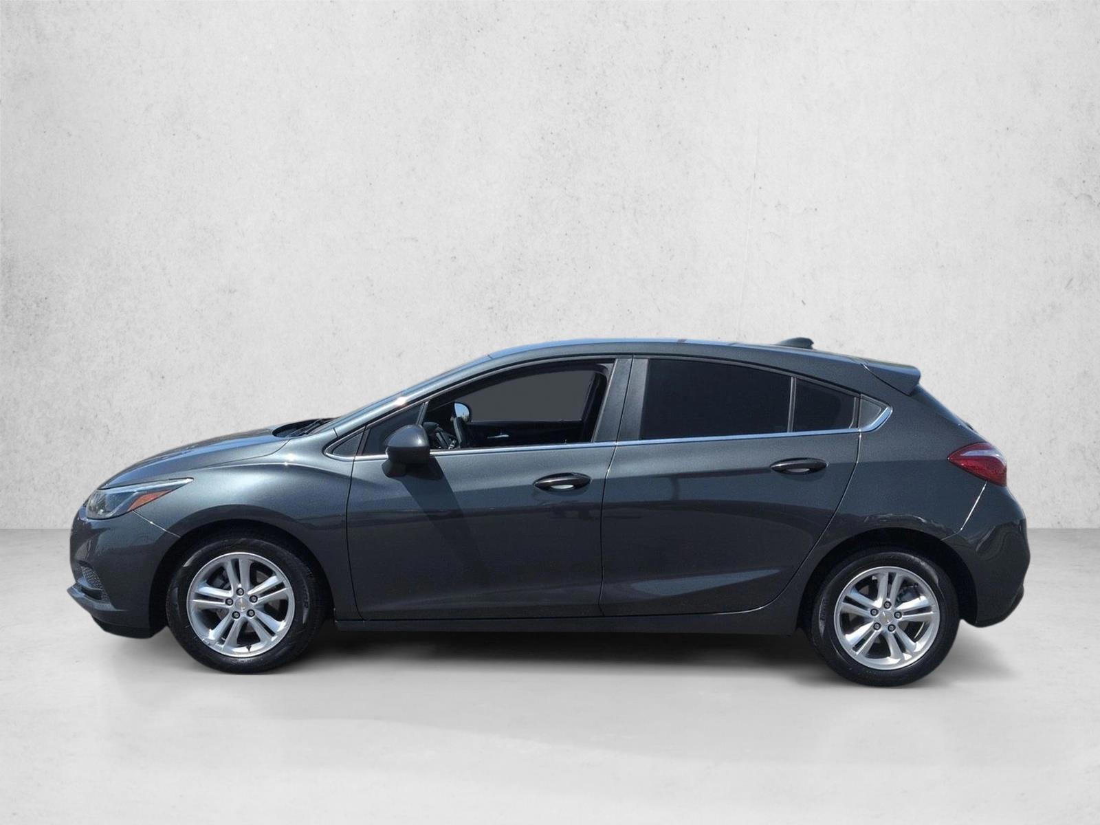 Thumbnail: 2018 Chevrolet Cruze - 3