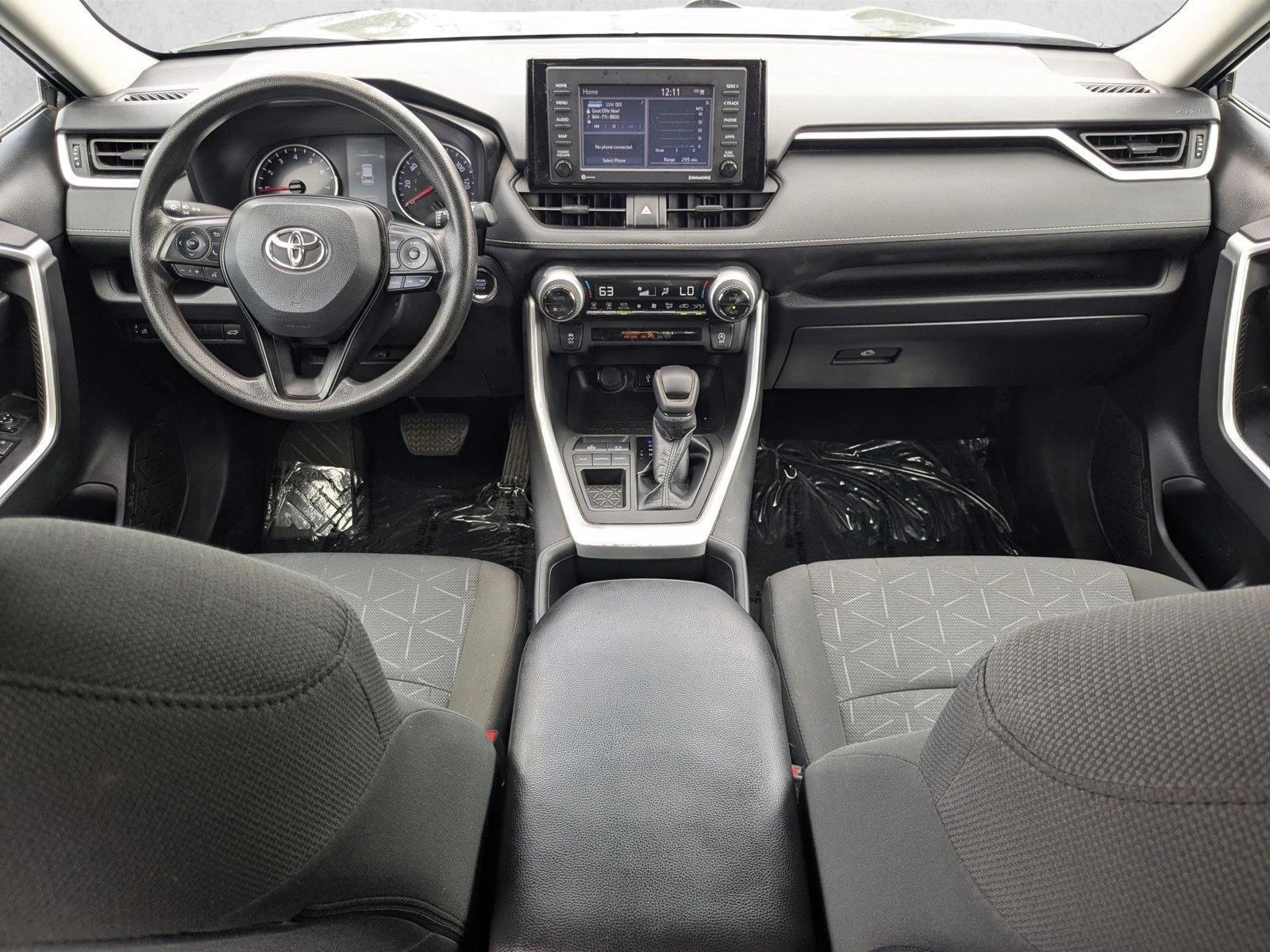 Thumbnail: 2022 Toyota RAV4 - 3