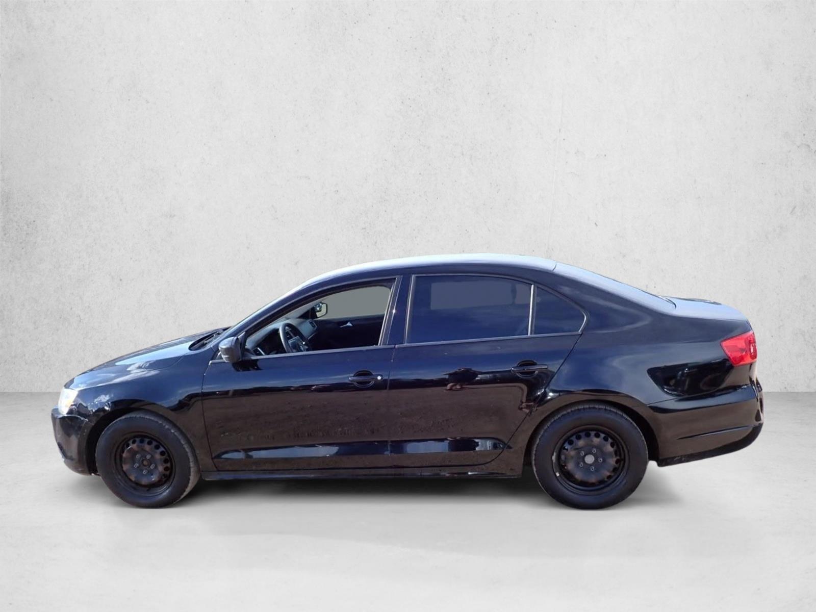 Thumbnail: 2014 Volkswagen Jetta - 2