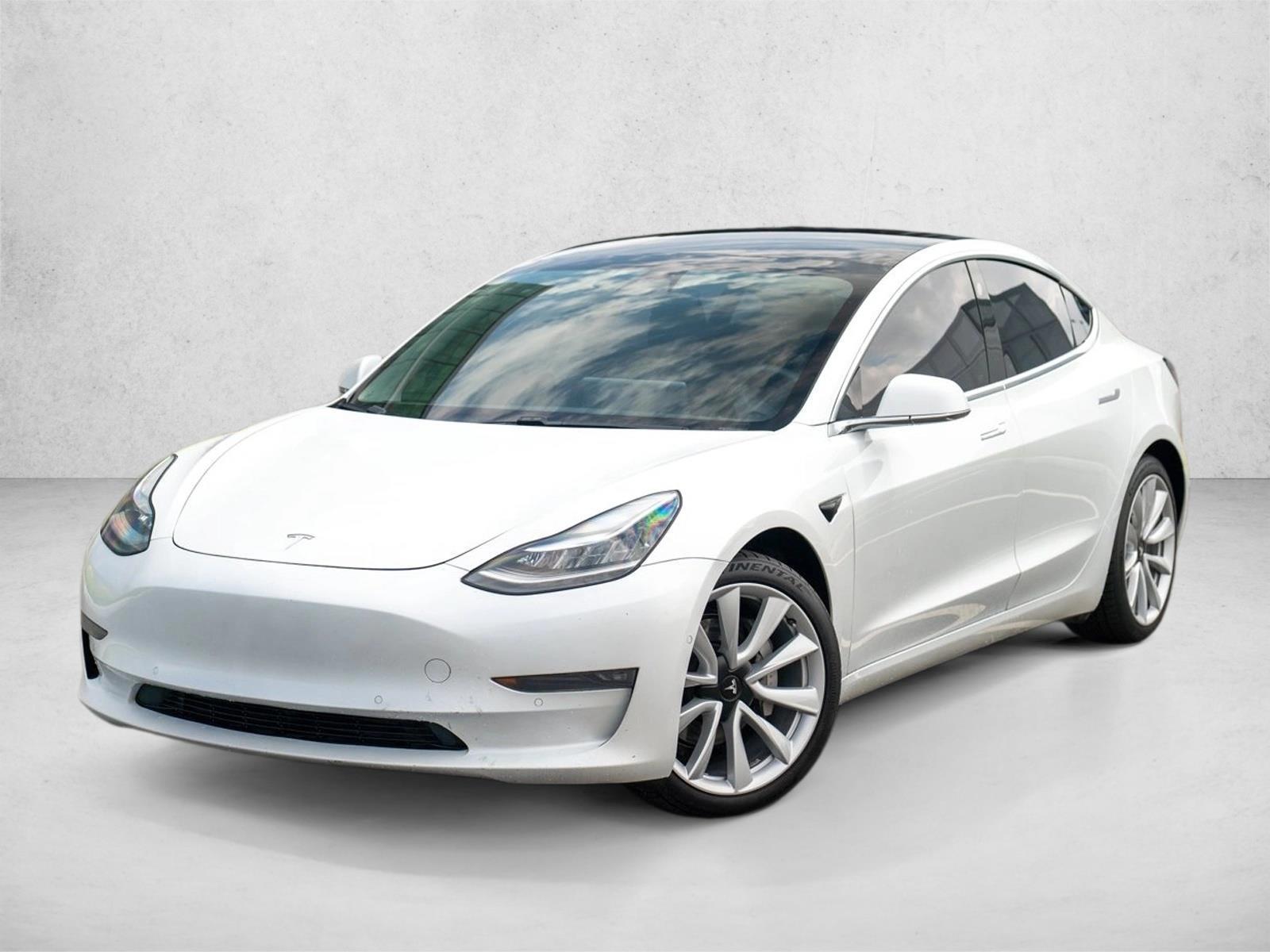 Thumbnail: 2020 Tesla Model 3 - 1