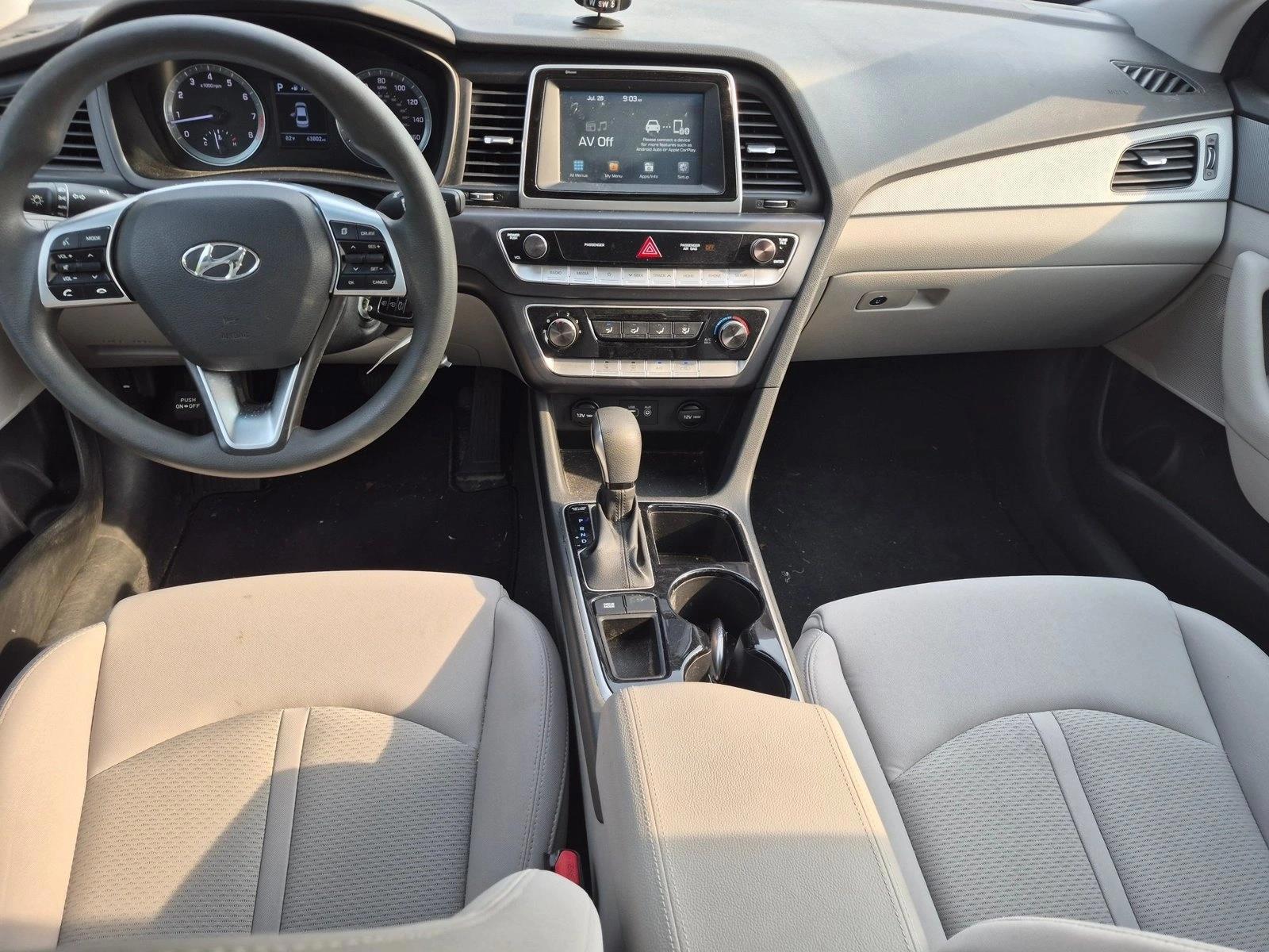 Thumbnail: 2019 Hyundai Sonata - 3