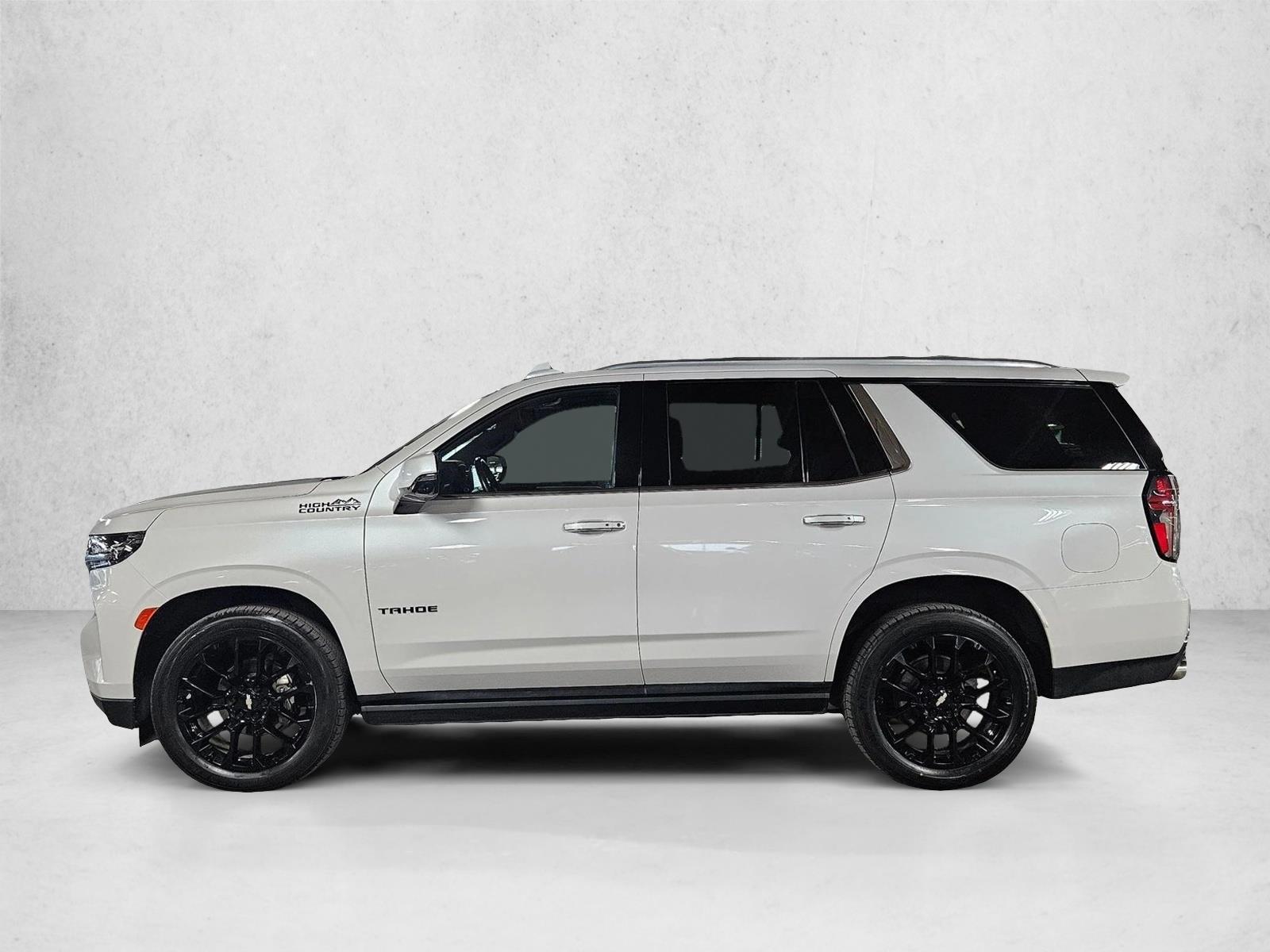 Thumbnail: 2022 Chevrolet Tahoe - 2