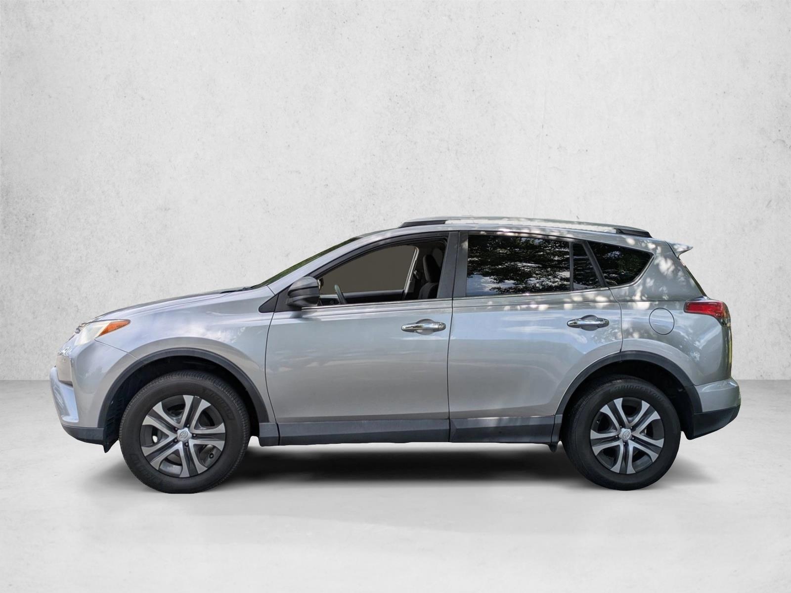 Thumbnail: 2018 Toyota RAV4 - 2