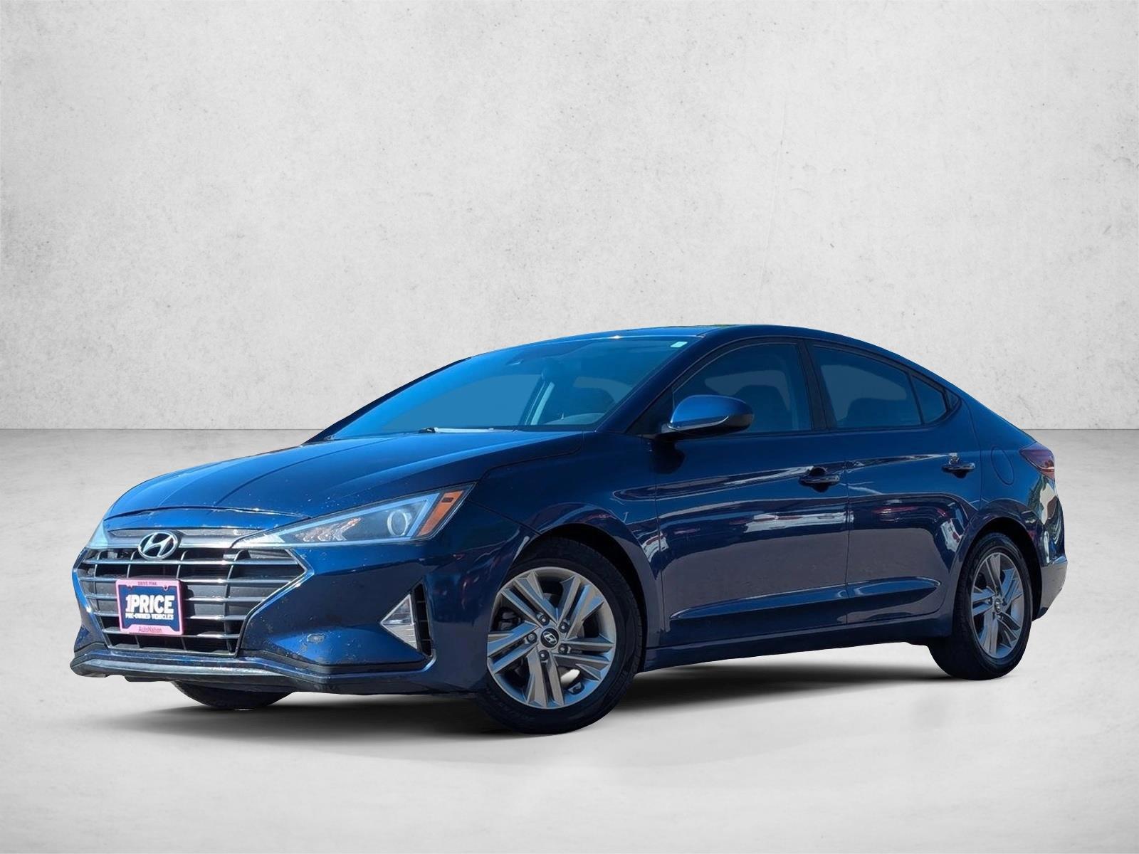 Thumbnail: 2019 Hyundai Elantra - 1