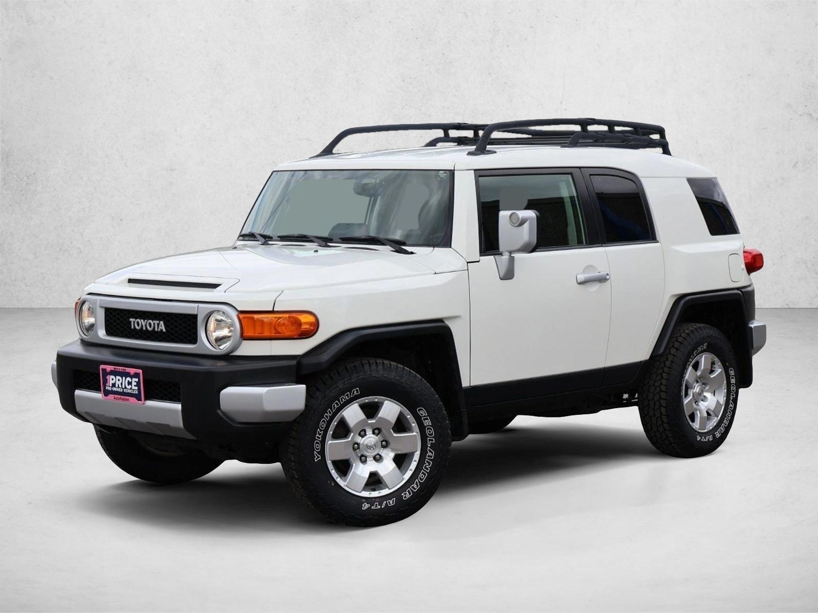 Thumbnail: 2010 Toyota FJ Cruiser - 1