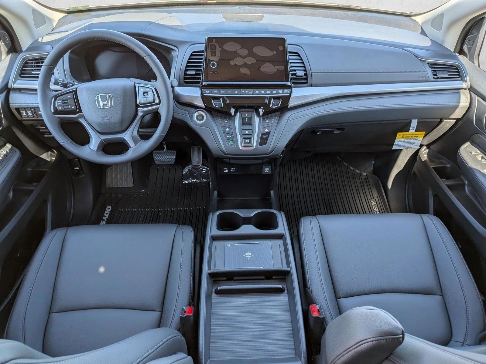 Thumbnail: 2026 Honda Odyssey - 3