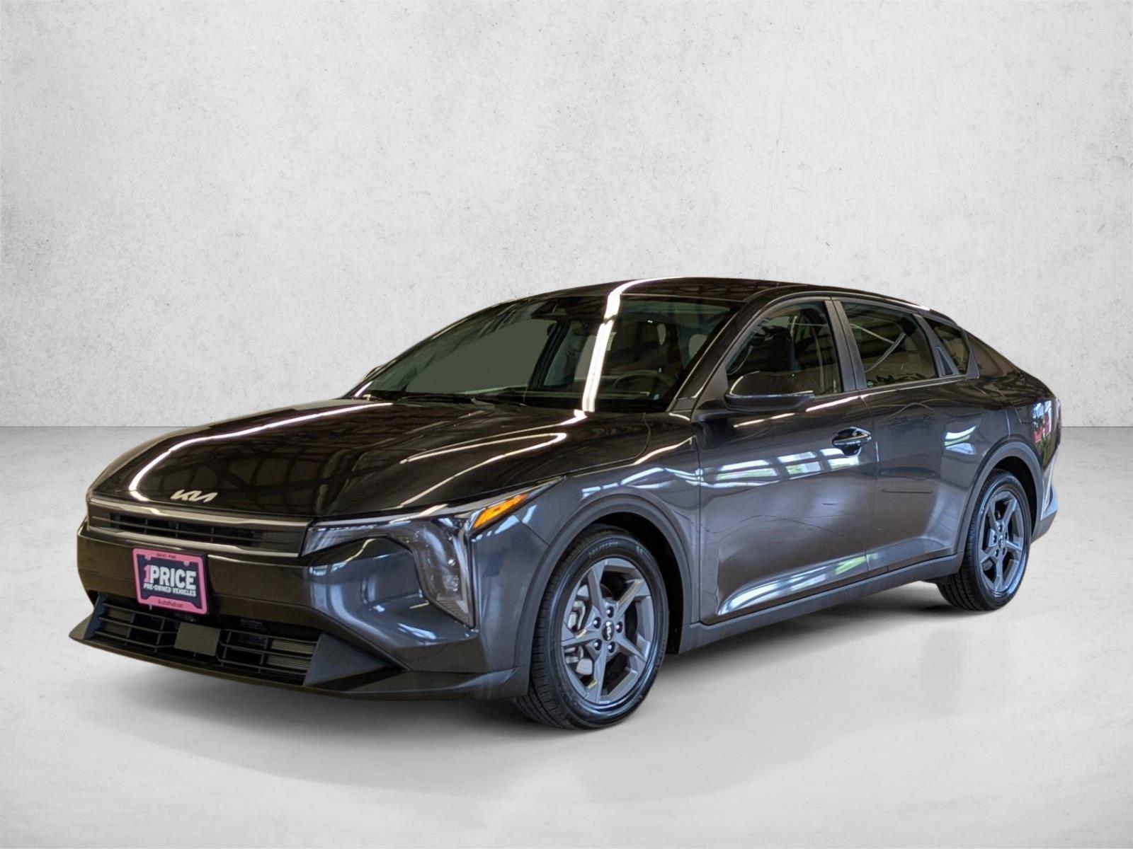 Thumbnail: 2025 Kia K4 - 1