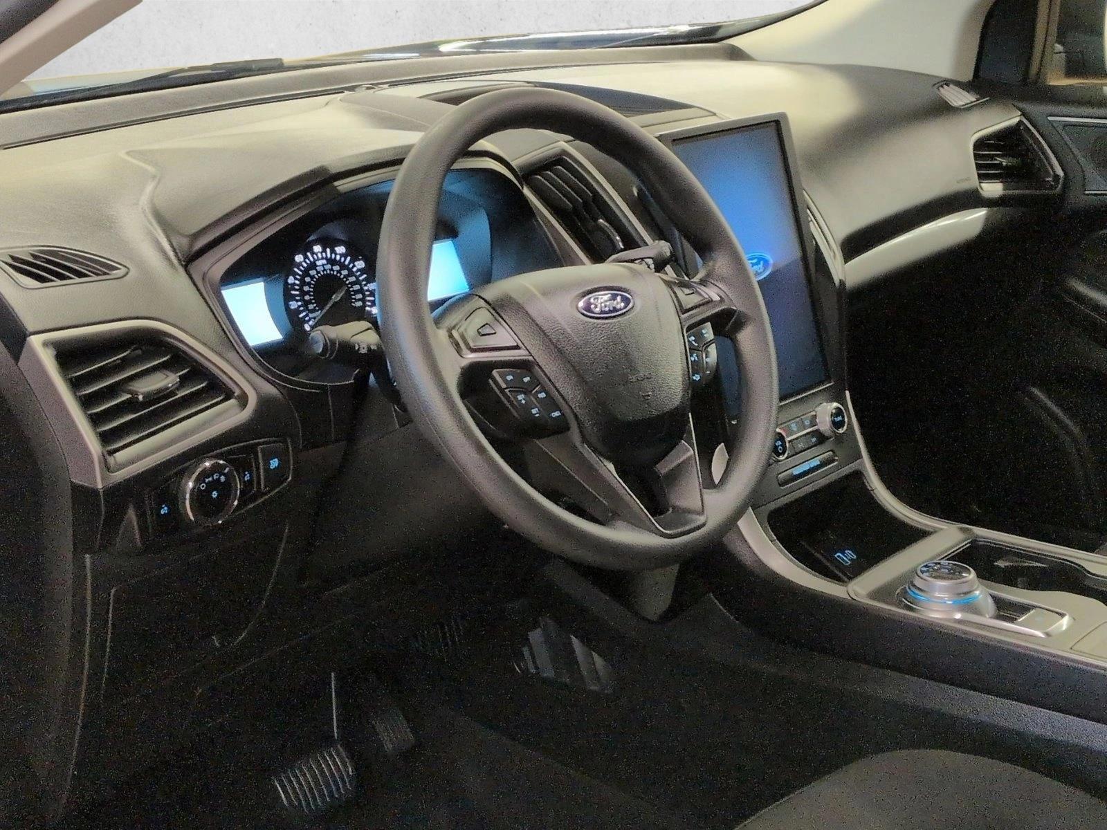 Thumbnail: 2024 Ford Edge - 4