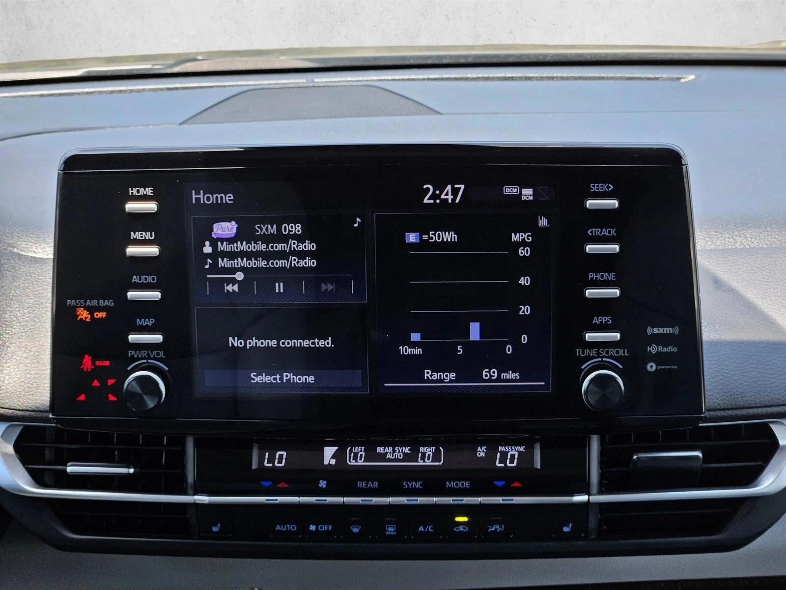 2023 Toyota Sienna XLE - Photo 12