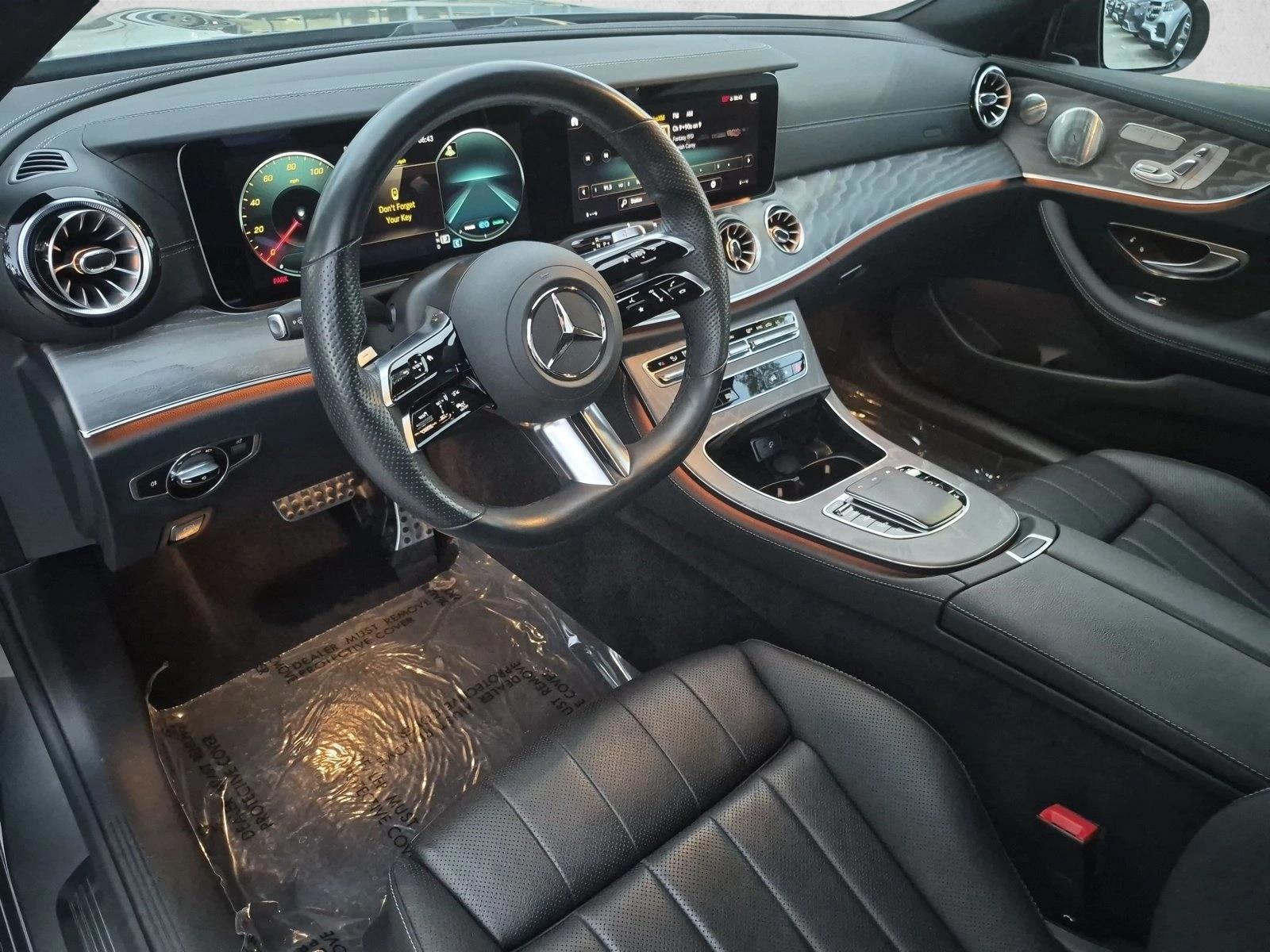 Thumbnail: 2022 Mercedes-Benz E-Class - 3