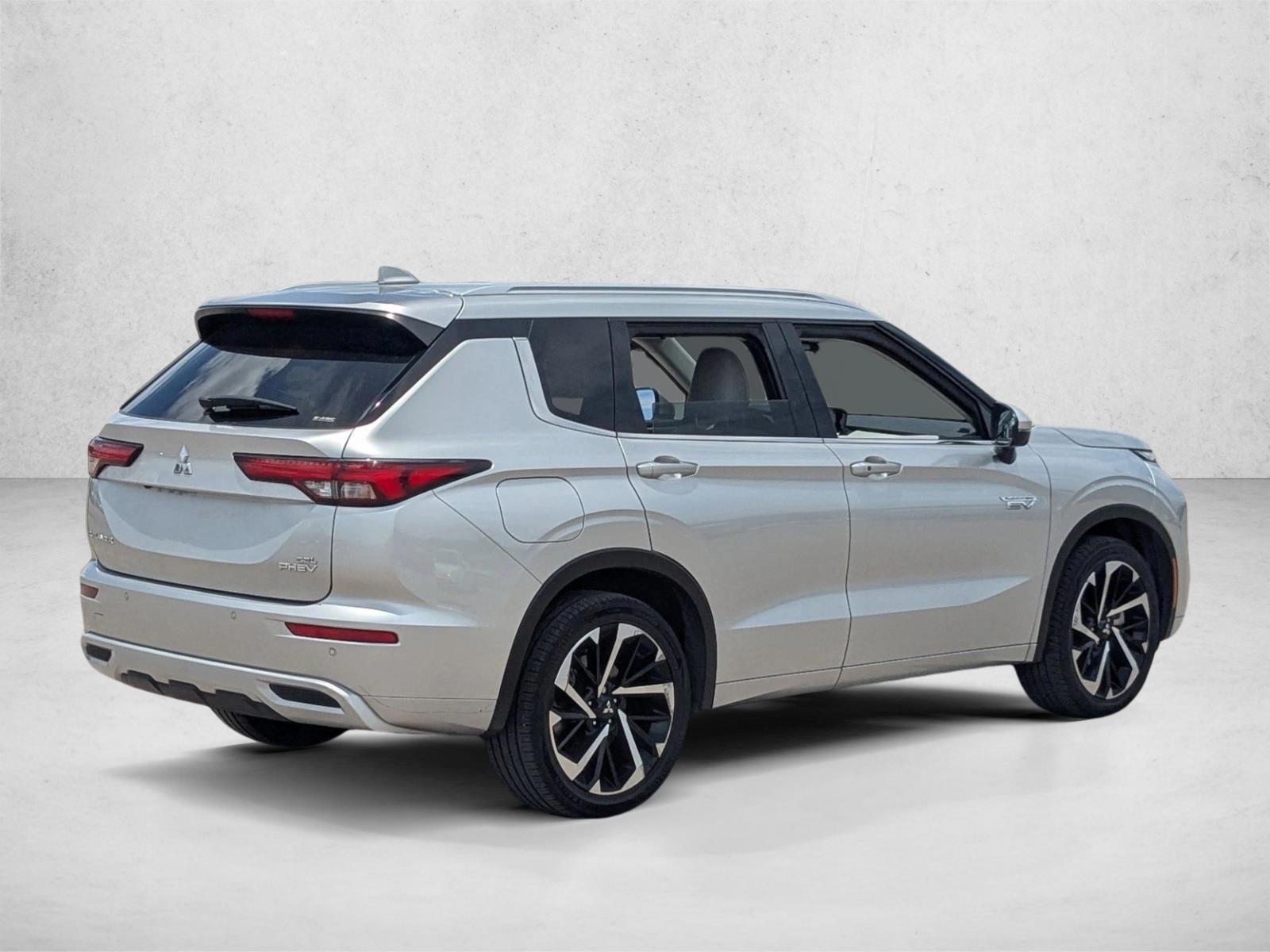 2023 Mitsubishi Outlander PHEV