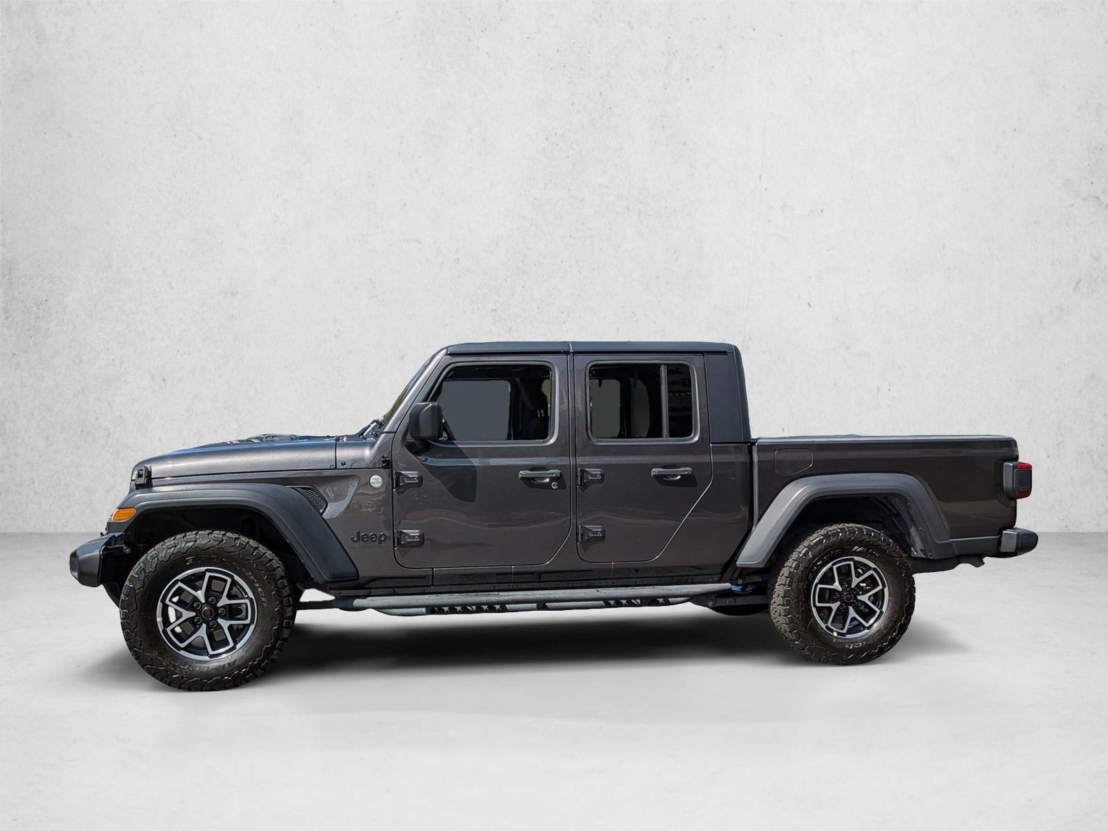 Thumbnail: 2020 Jeep Gladiator - 2