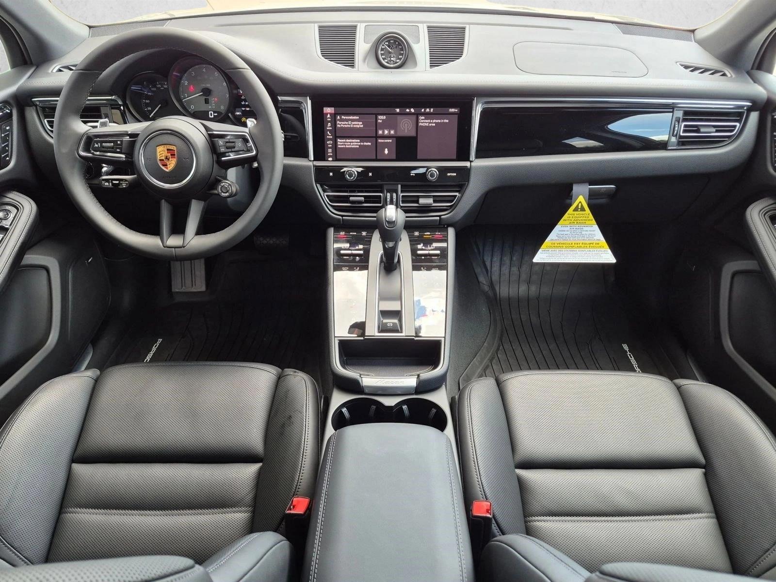 Thumbnail: 2026 Porsche Macan - 5