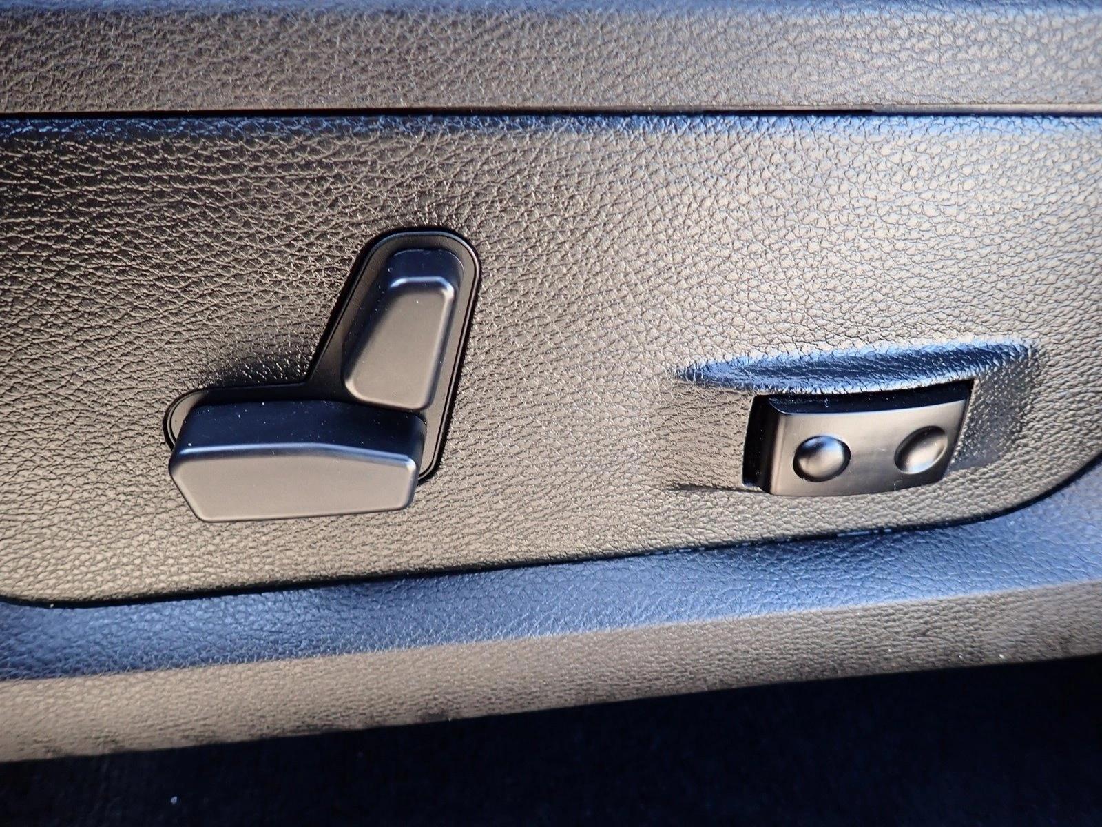 Thumbnail: 2017 RAM 1500 - 3