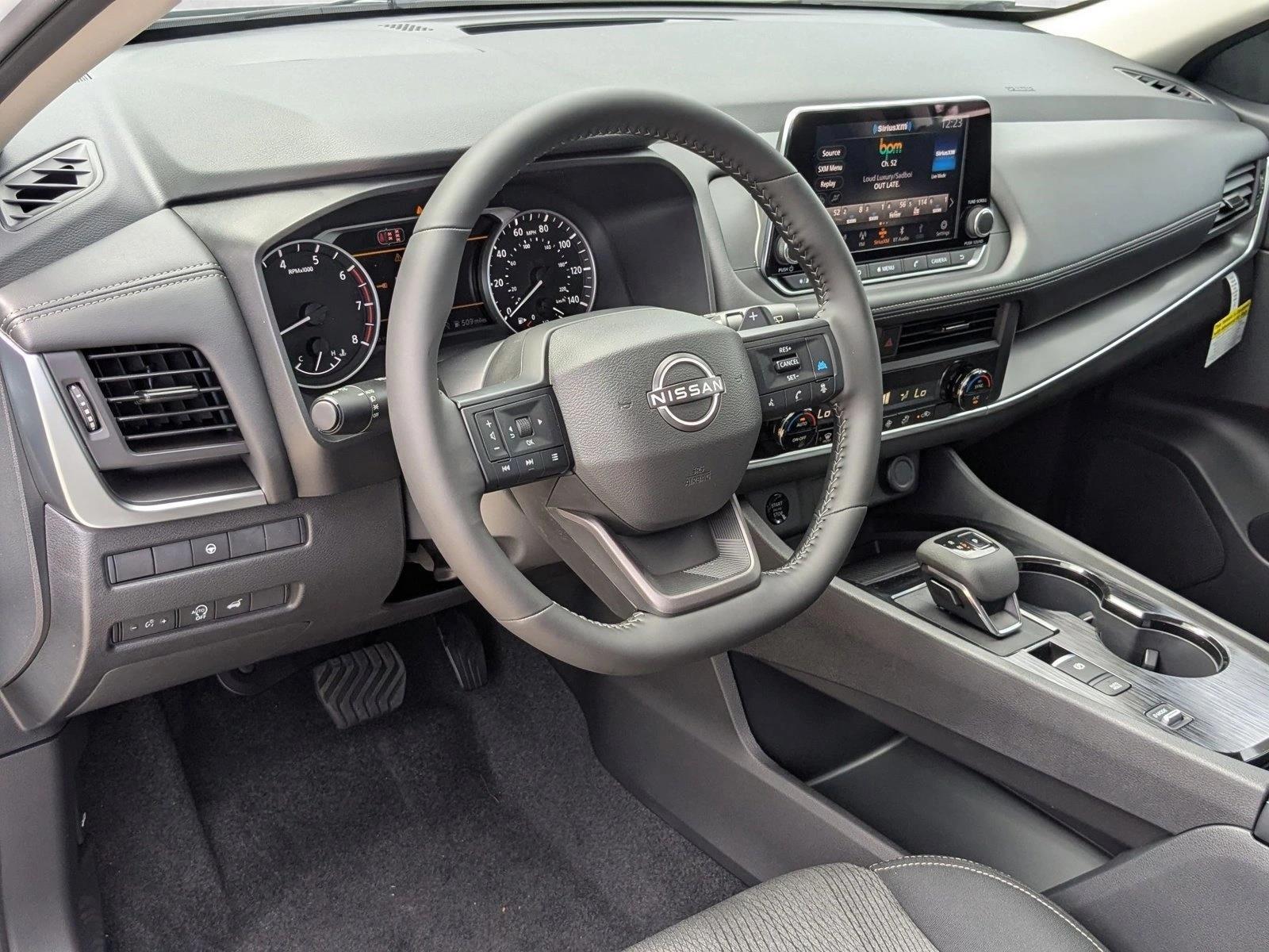 Thumbnail: 2026 Nissan Rogue - 3