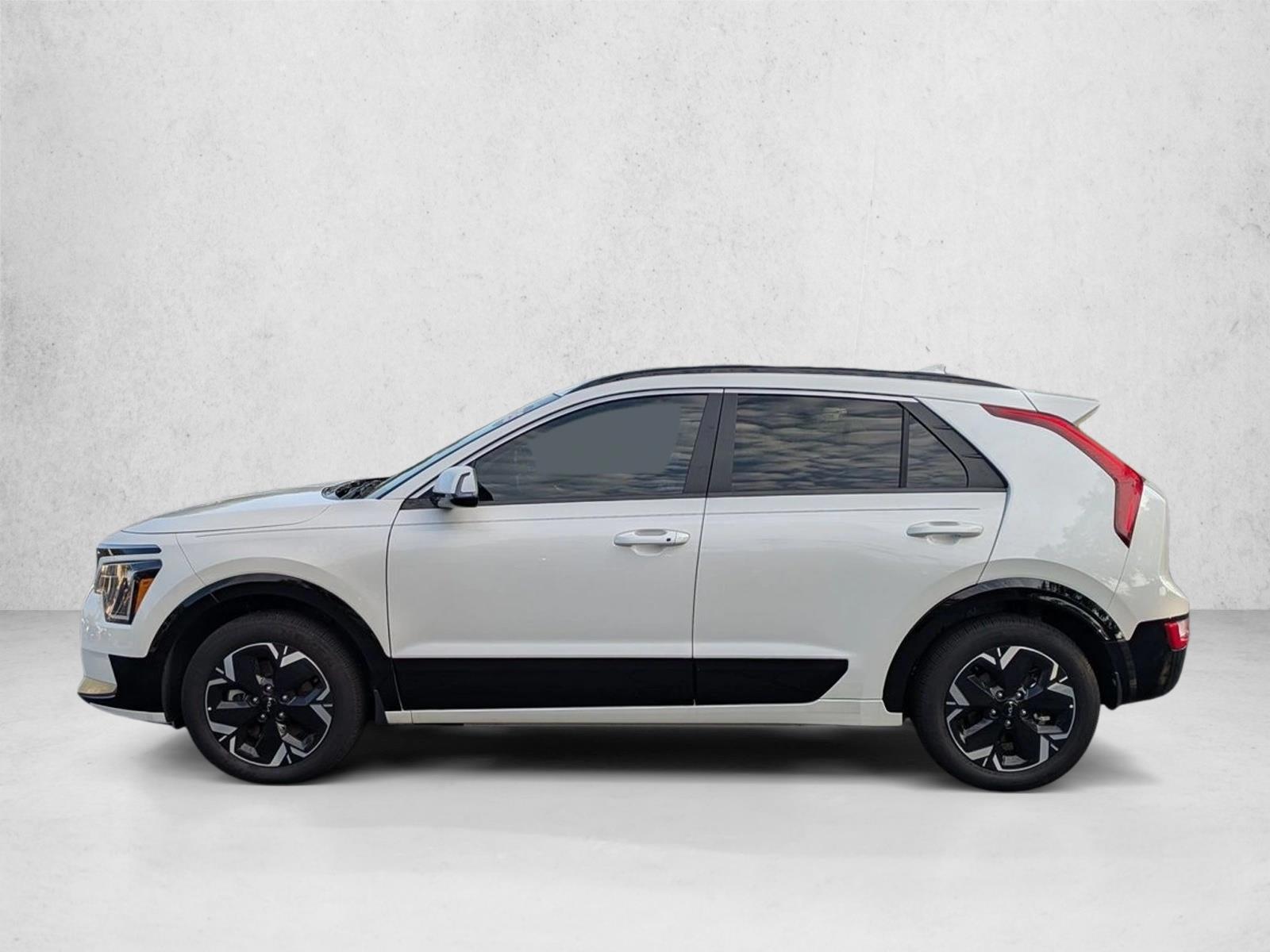 Thumbnail: 2025 Kia Niro - 2